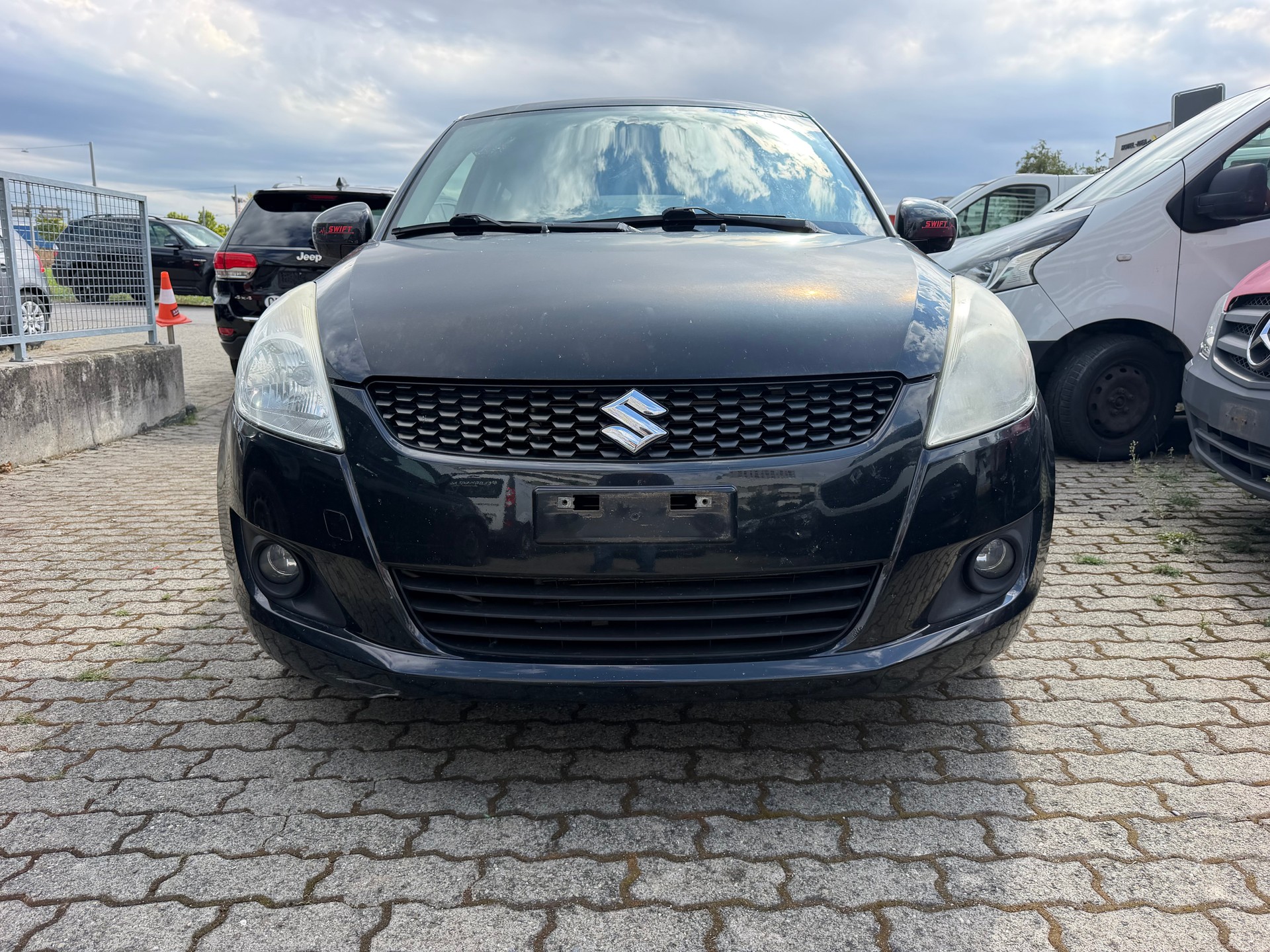 SUZUKI Swift 1.2i 16V GL Sergio Cellano-image-2