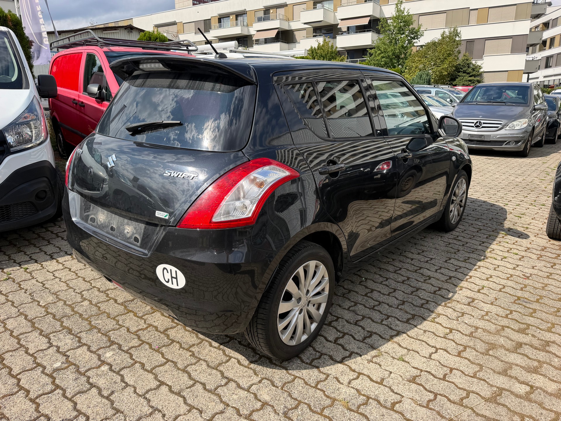 SUZUKI Swift 1.2i 16V GL Sergio Cellano-image-3