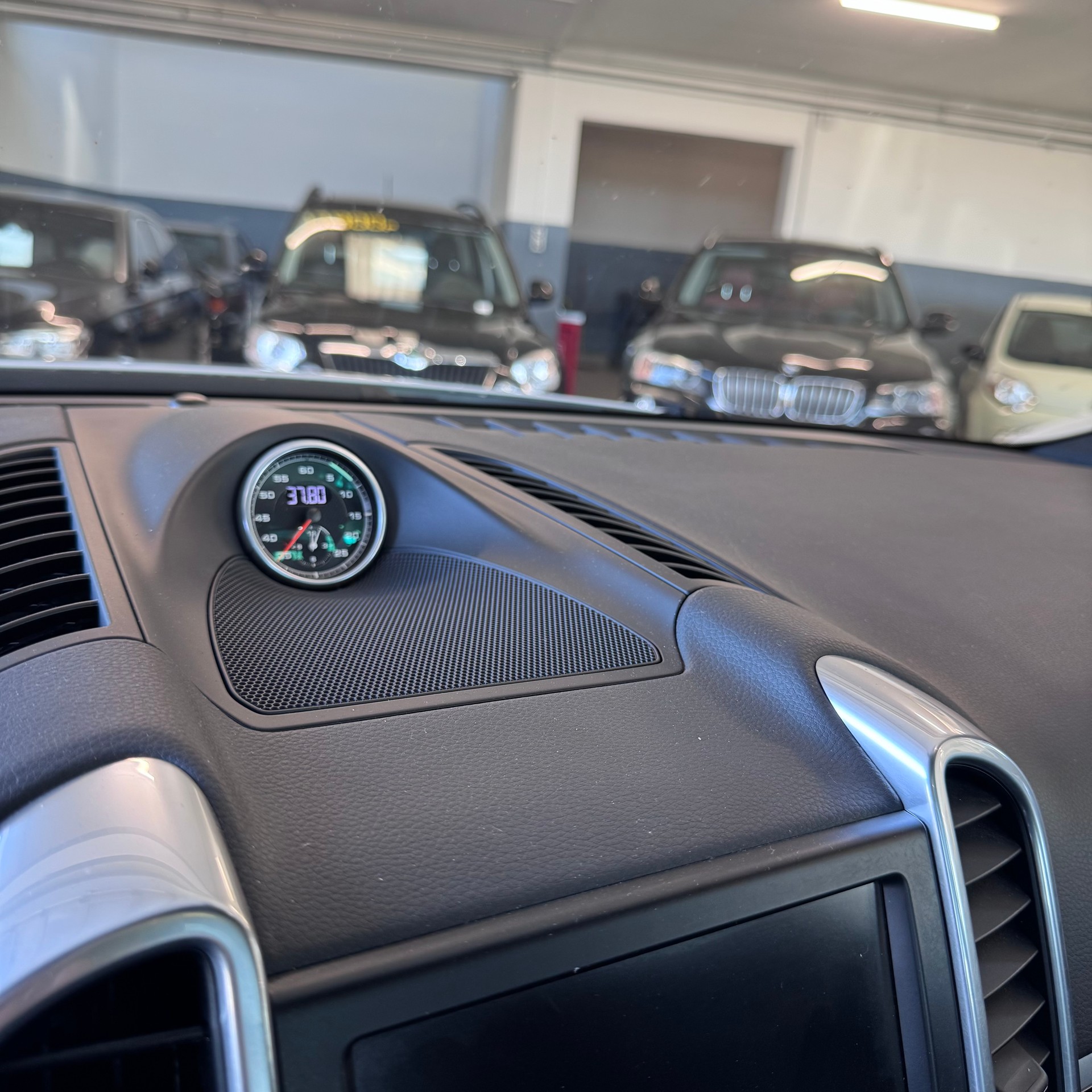 PORSCHE S Diesel-image-12