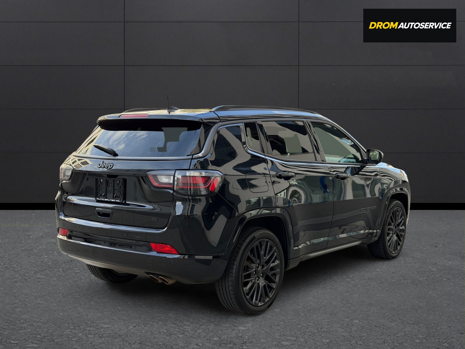 JEEP Compass 4x2 1.3 Turbo S DKG-image-8