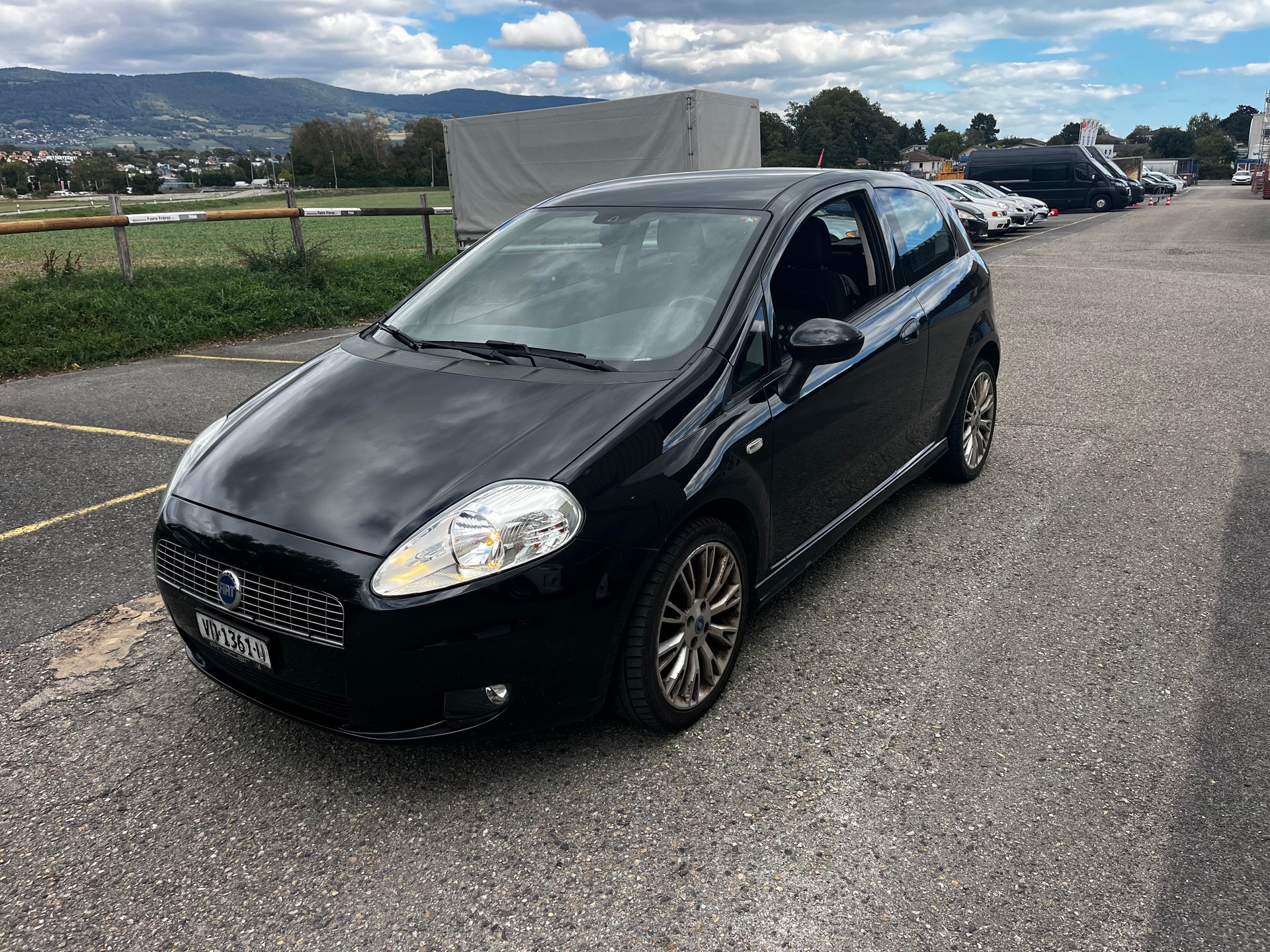 FIAT Punto 1.4 16V Freestyle-image-2