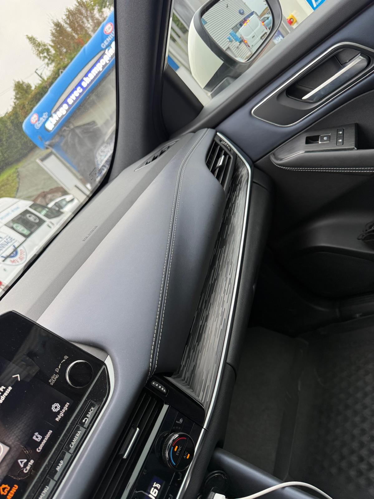 NISSAN Qashqai 1.3 DIG-T MHEV Tekna Xtronic 4x4-image-9