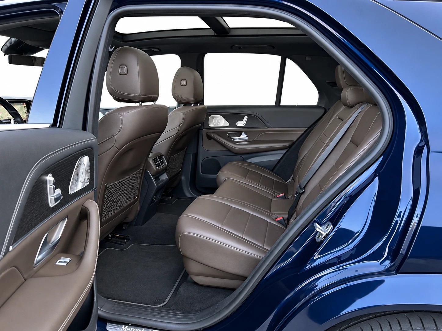 MERCEDES-BENZ GLE 350 e AMG Line 4matic-image-8