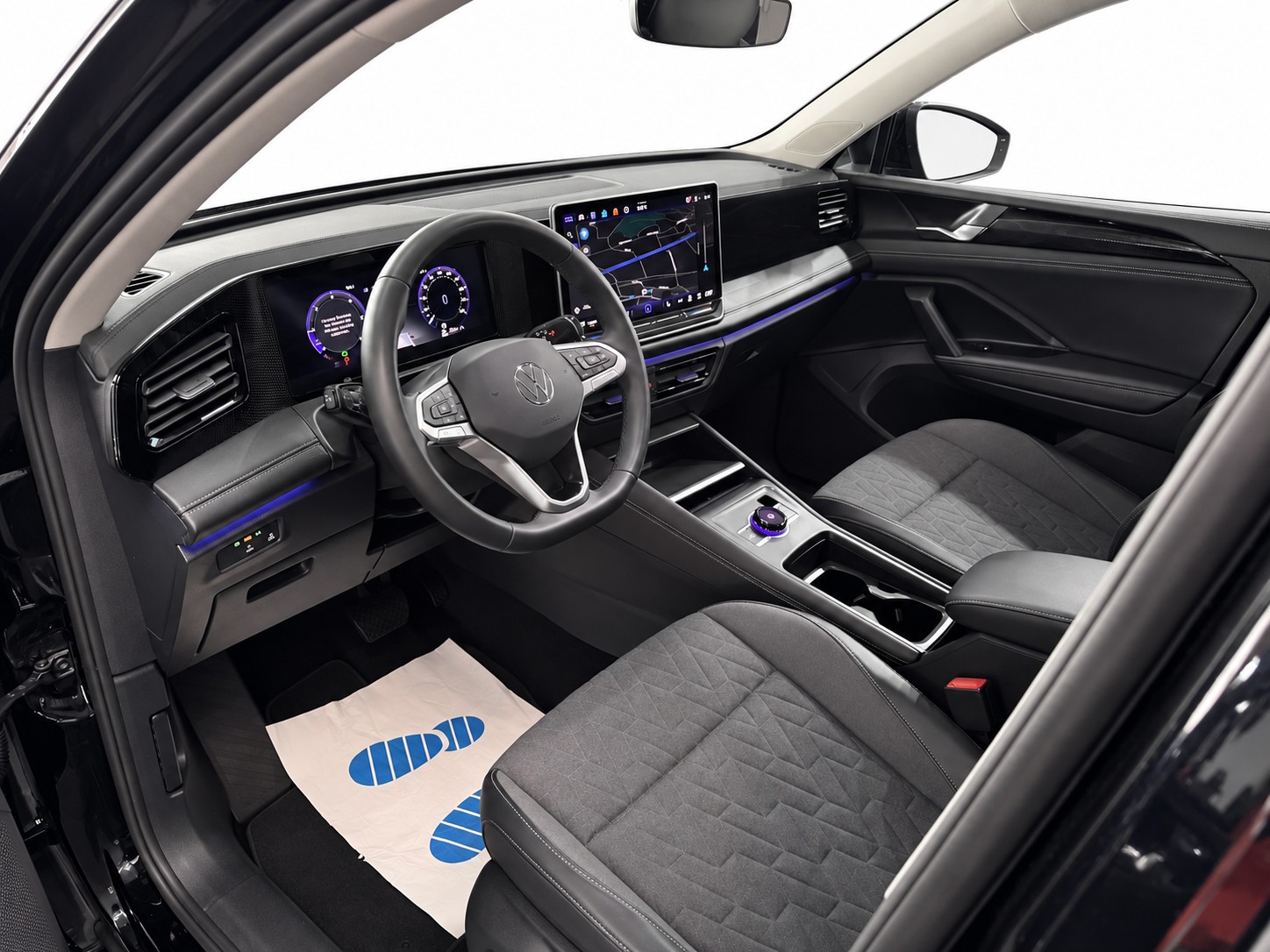 VW Tiguan 2.0 TDI SCR Life DSG-image-8