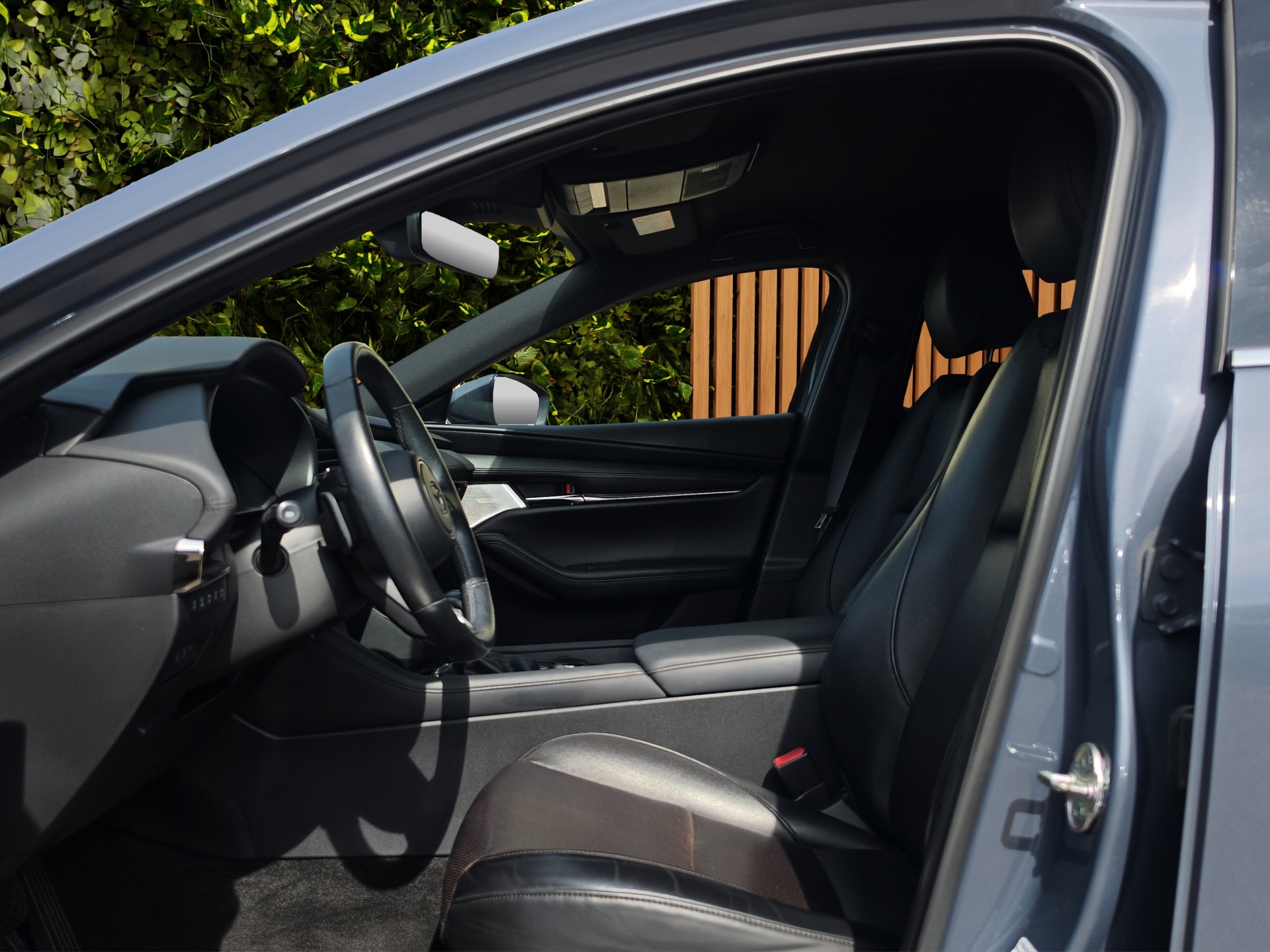 MAZDA 3 Hatchback SKYACTIV-X M Hybrid 180 Revolution Automat-image-8