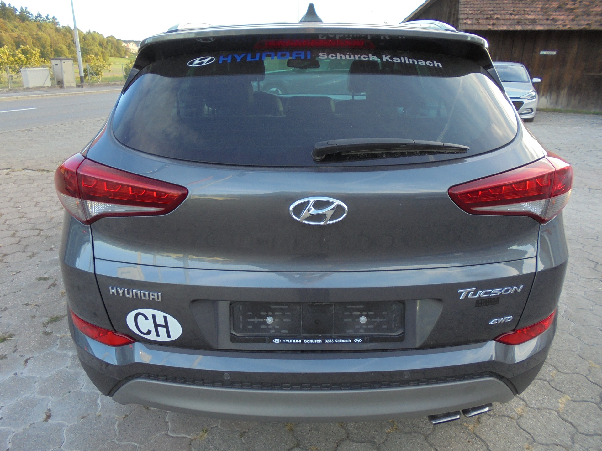 HYUNDAI Tucson 1.6 TGDI GO Plus 4WD Automatic-image-5