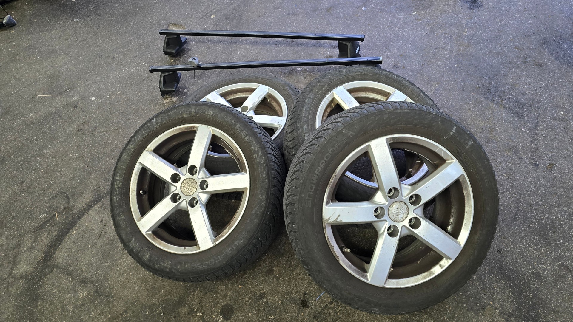TOYOTA Auris 1.8 16V HSD Linea Trend-image-27