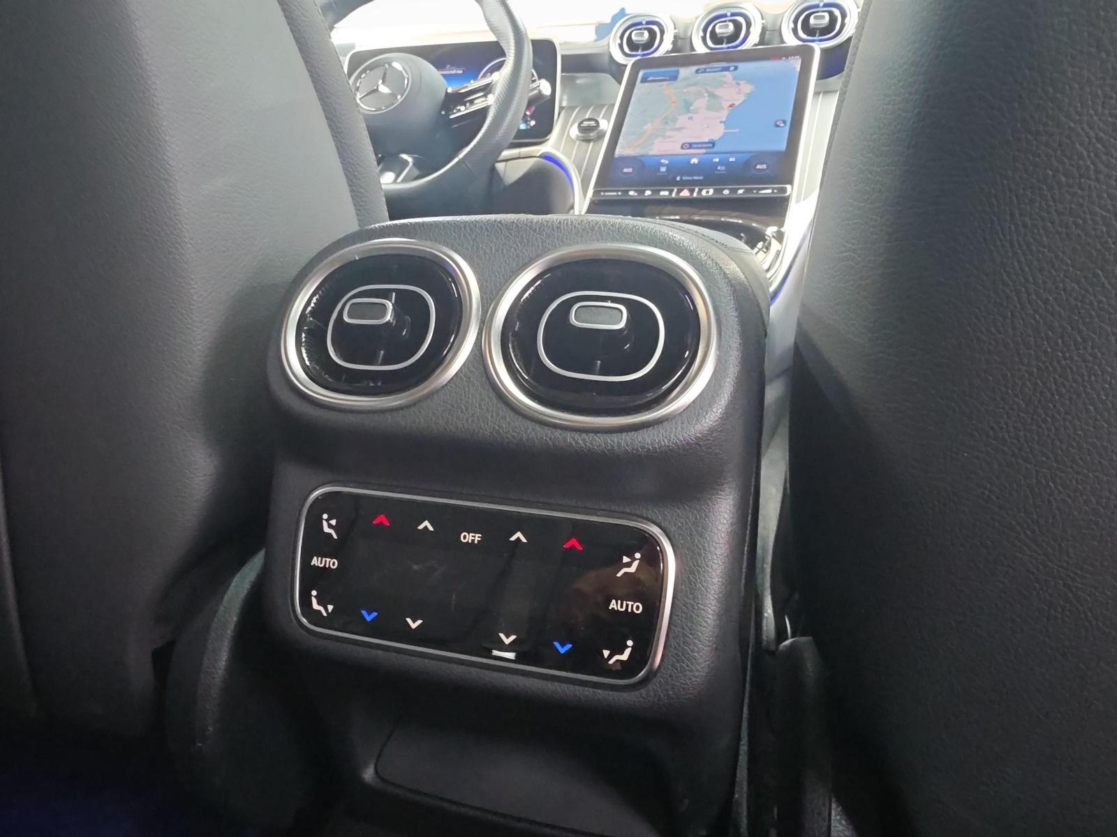 MERCEDES-BENZ GLC 400 e 4MATIC AMG Line-image-14