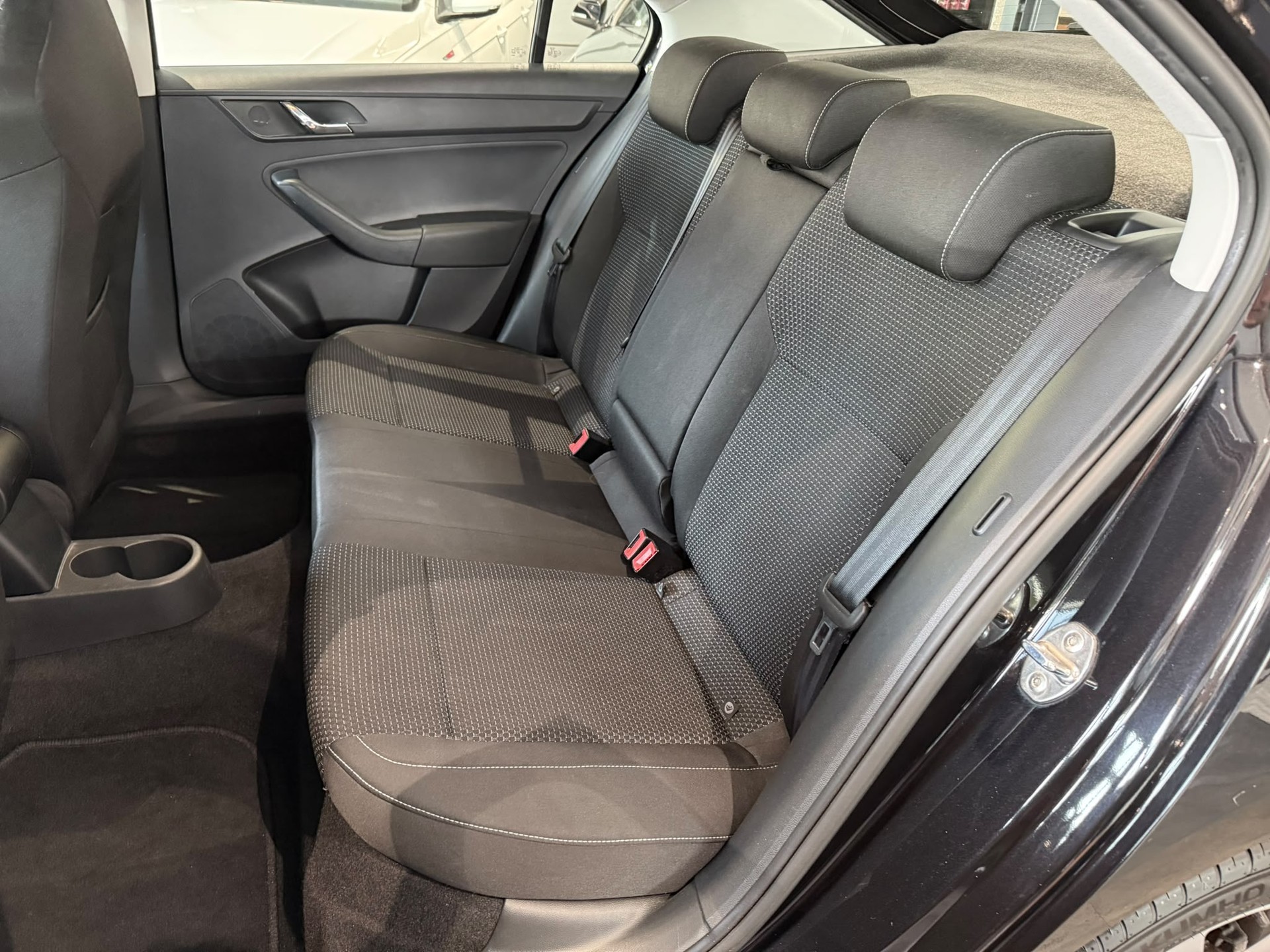 SKODA Rapid 1.4 TSI Elegance DSG-image-7