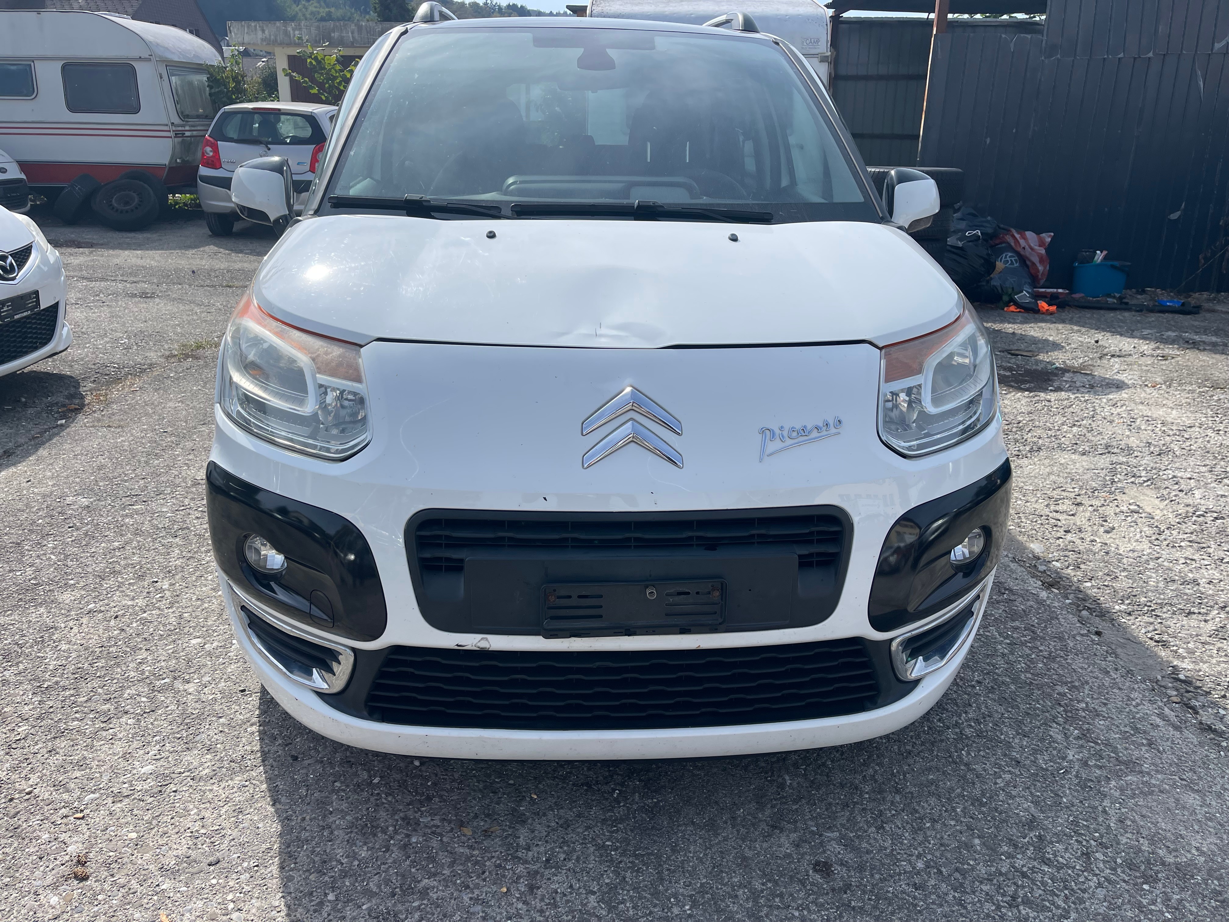 Car photo