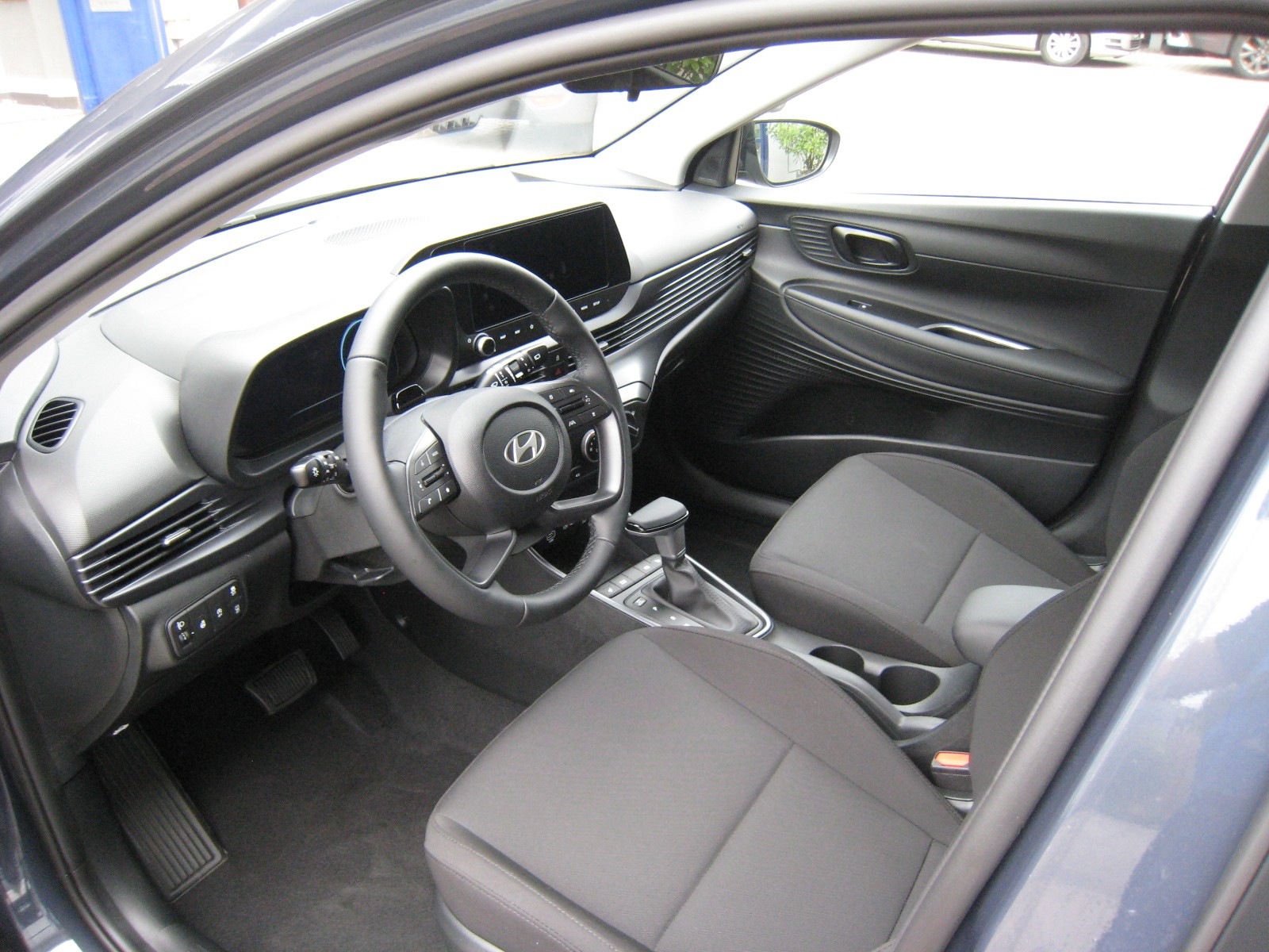 HYUNDAI i20 1.0 T-GDi Amplia GO! DCT-image-5