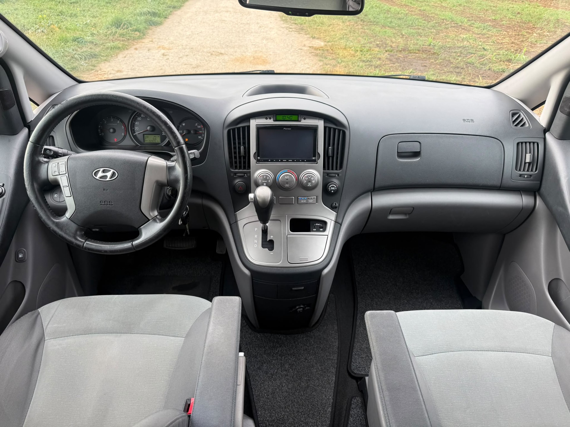 HYUNDAI H-1 People 2.5 CRDi HP-image-9