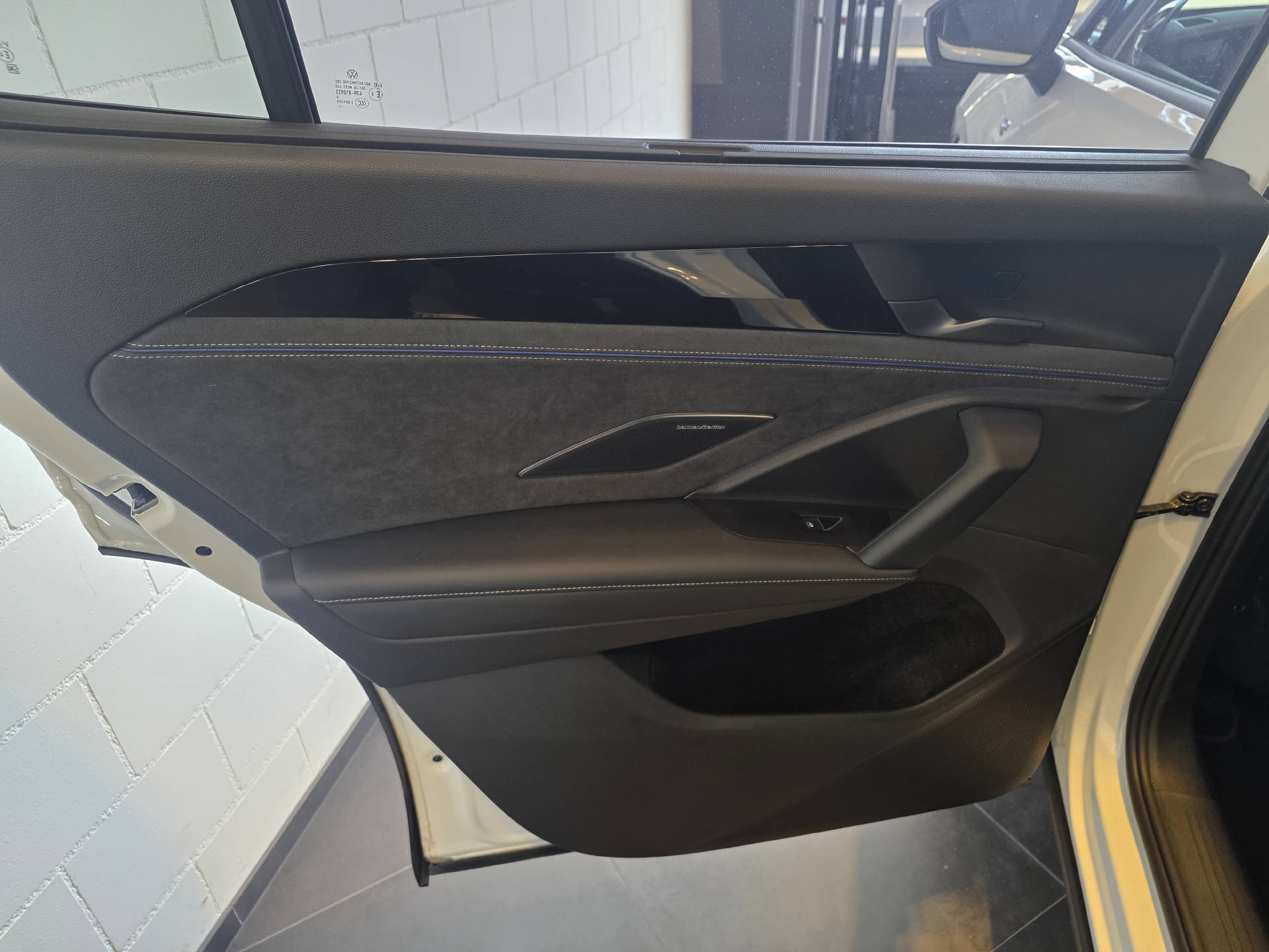 VW Tayron 2.0 TDI SCR R-Line DSG 4motion-image-16