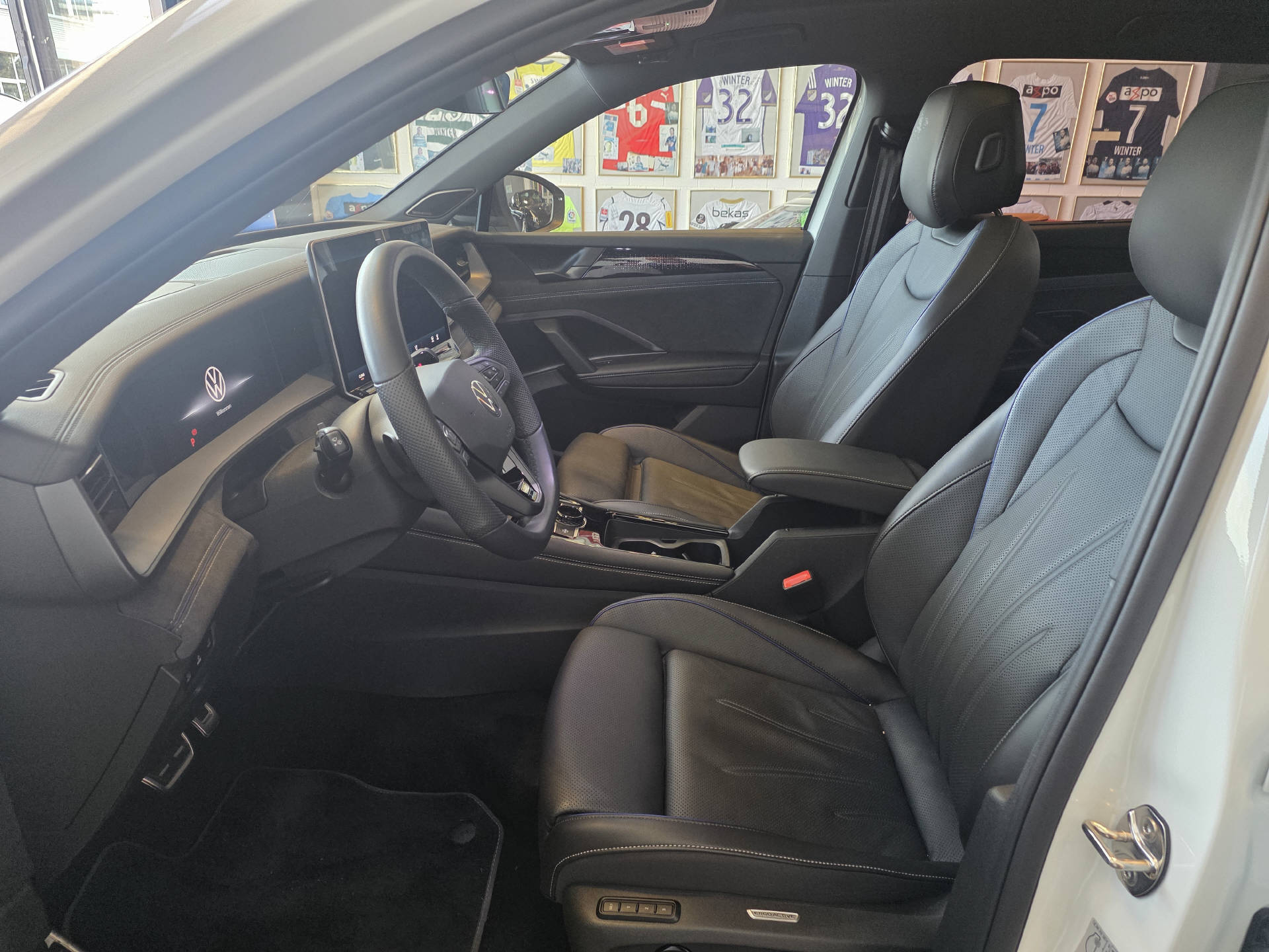 VW Tayron 2.0 TDI SCR R-Line DSG 4motion-image-12