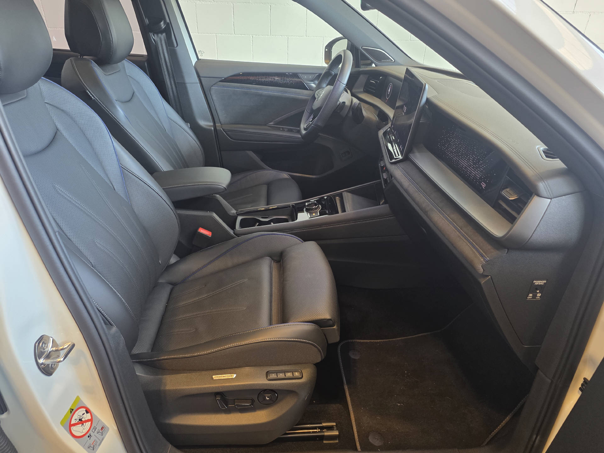 VW Tayron 2.0 TDI SCR R-Line DSG 4motion-image-23
