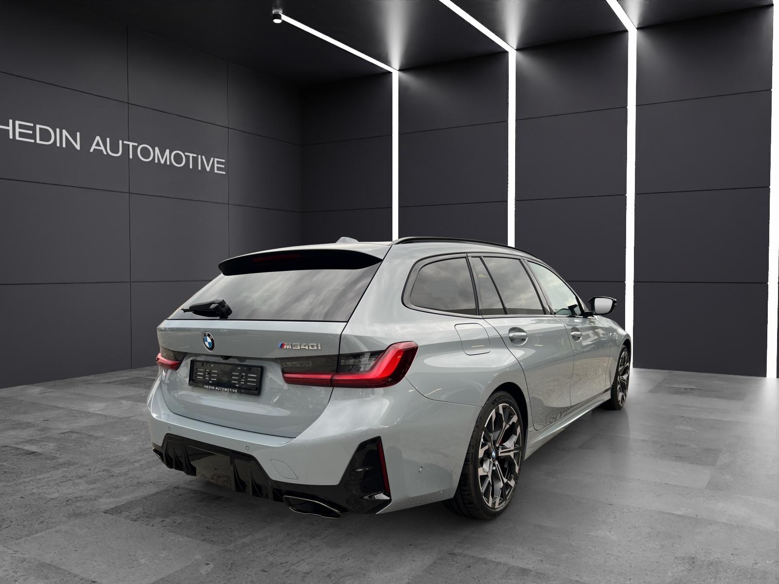 BMW M340i xDrive Touring-image-17