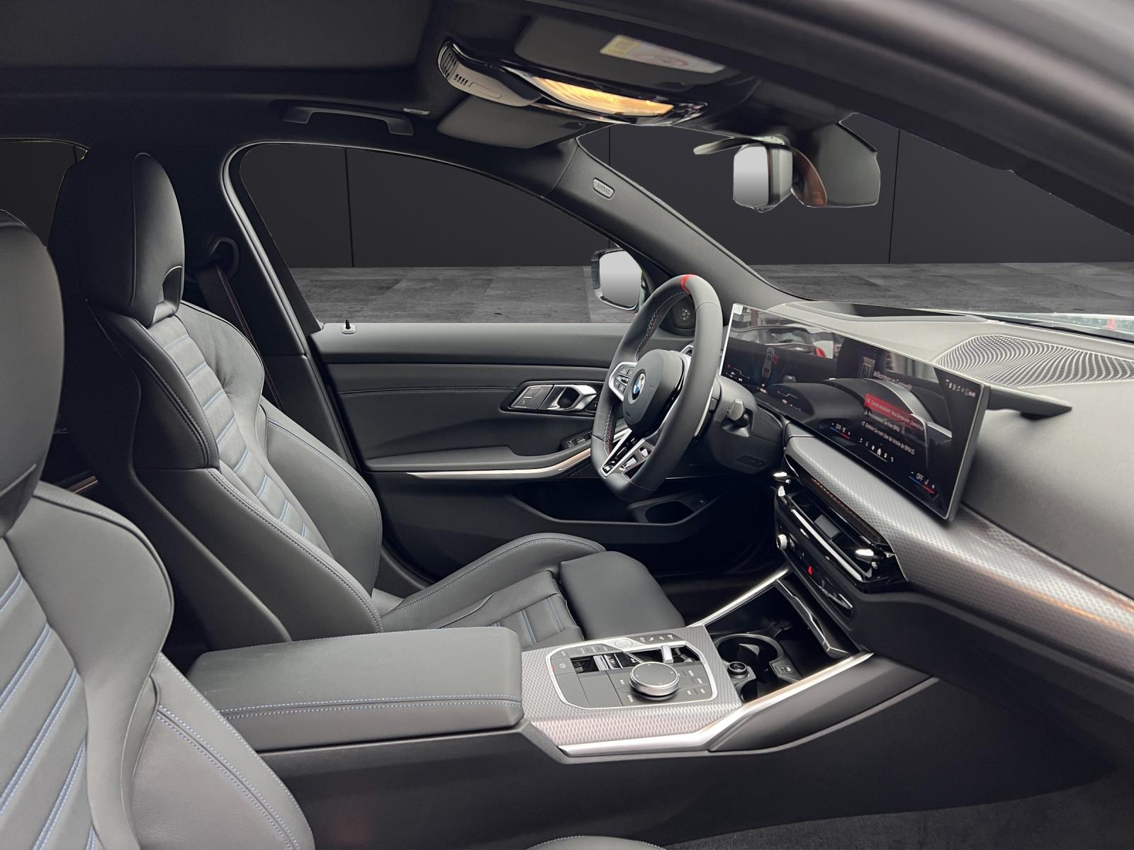 BMW M340i xDrive Touring-image-11