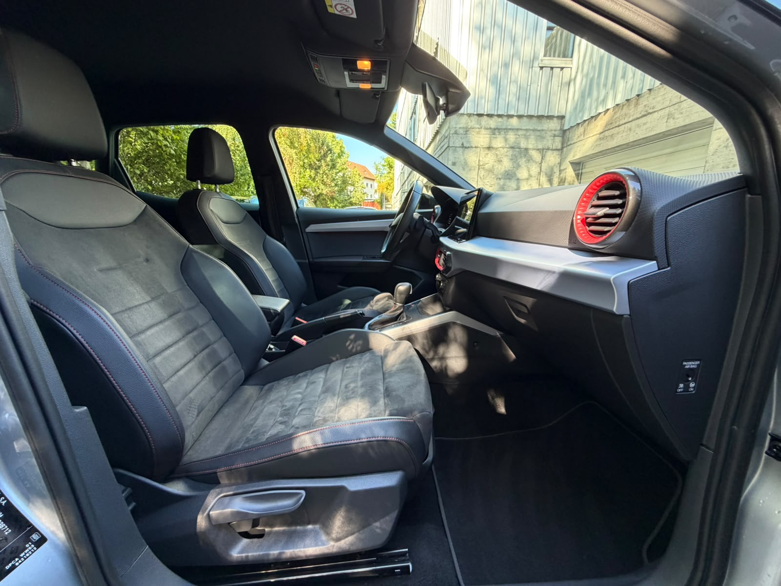SEAT Arona 1.5 Eco TSI FR DSG-image-15