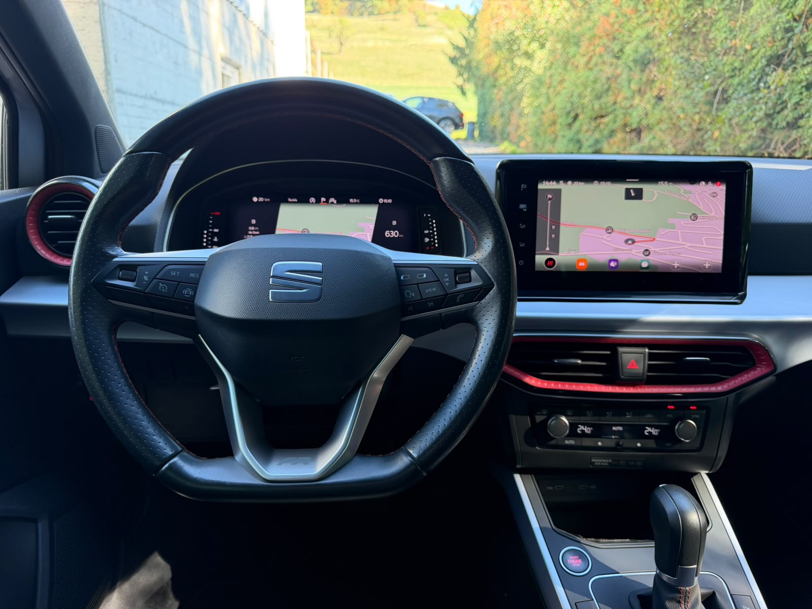 SEAT Arona 1.5 Eco TSI FR DSG-image-13