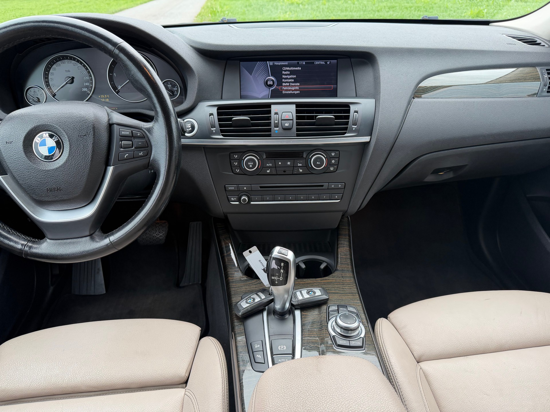 BMW X3 xDrive 20d Steptronic-image-14
