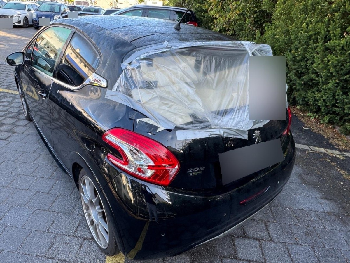 PEUGEOT 1.6 Turbo GTi-image-3