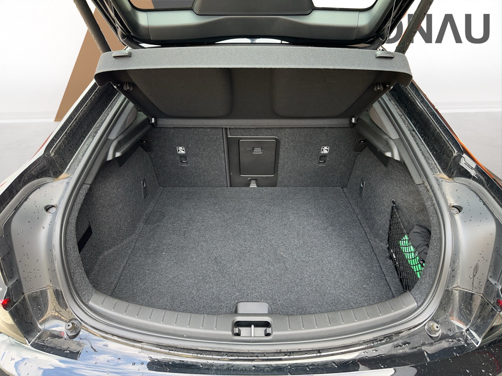 POLESTAR 2 Standard Range Single Motor-image-19