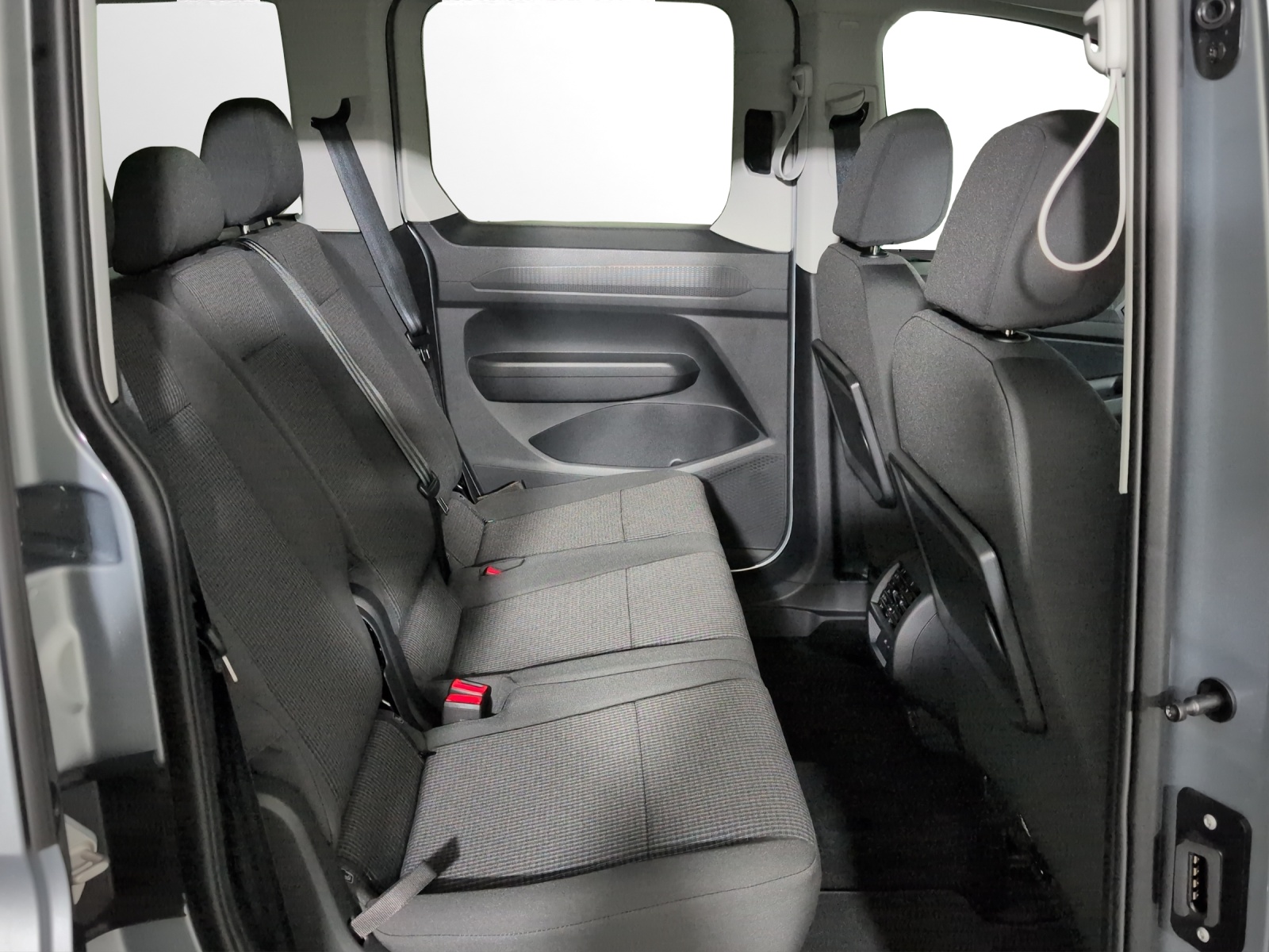 VW Caddy 2.0 TDI Trend Liberty DSG-image-8