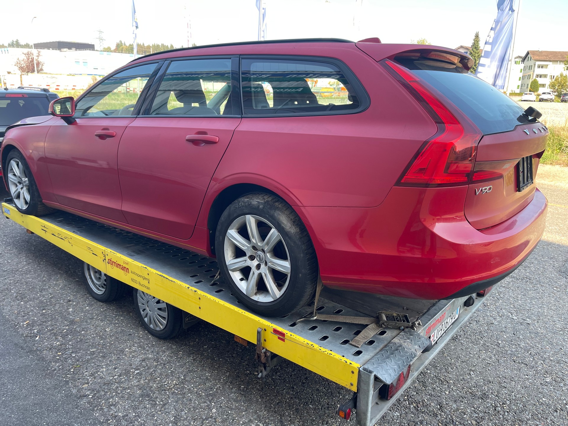 VOLVO V90 D3 Kinetic Geartronic-image-3