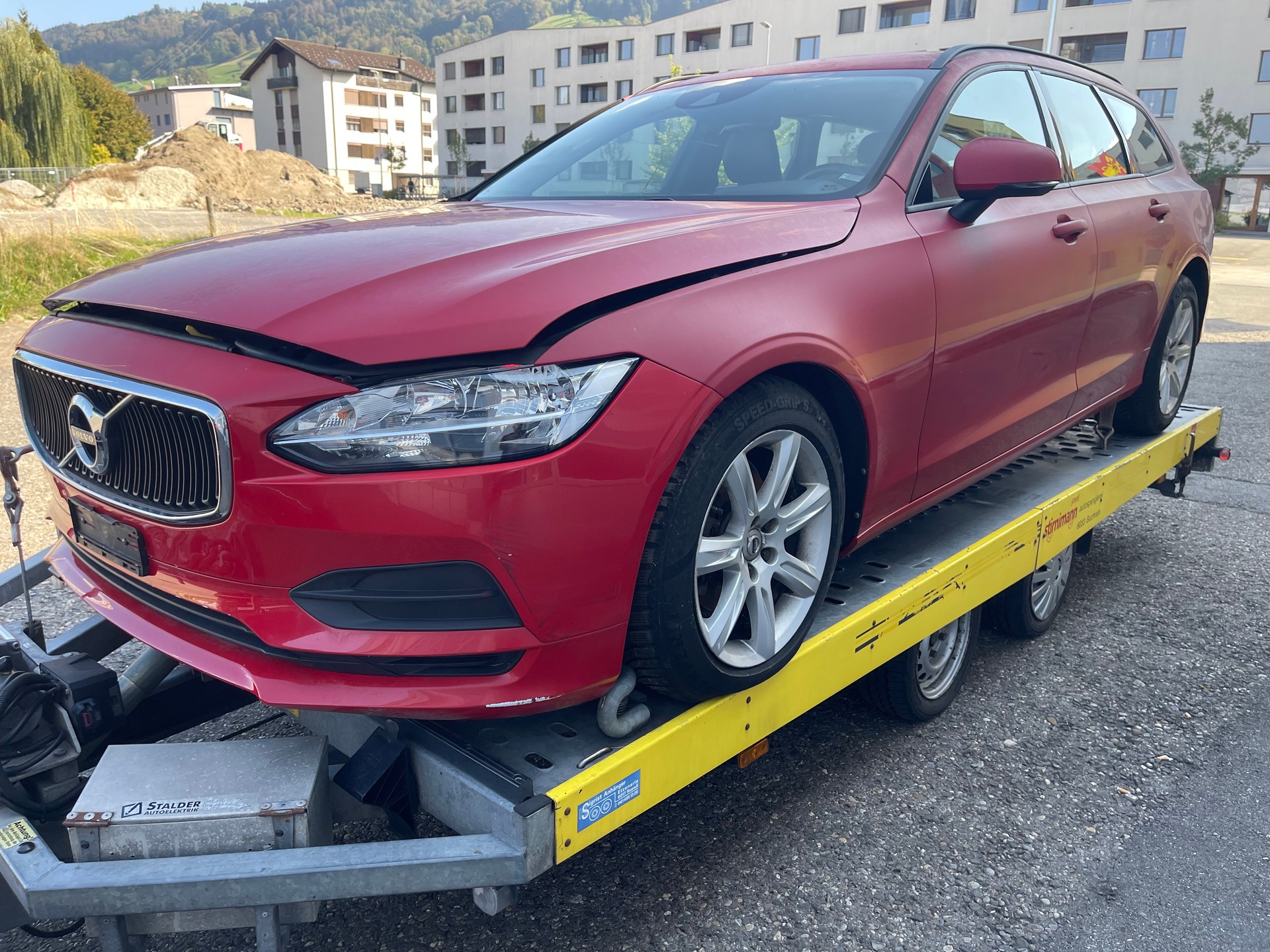 VOLVO V90 D3 Kinetic Geartronic-image-4
