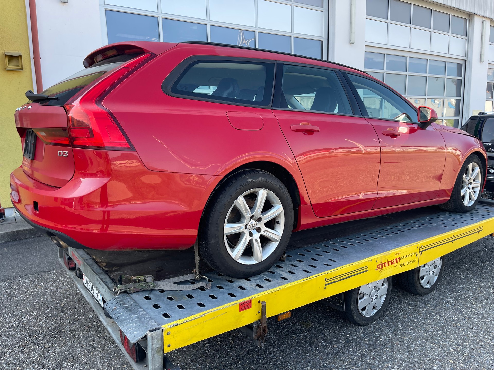 VOLVO V90 D3 Kinetic Geartronic-image-1