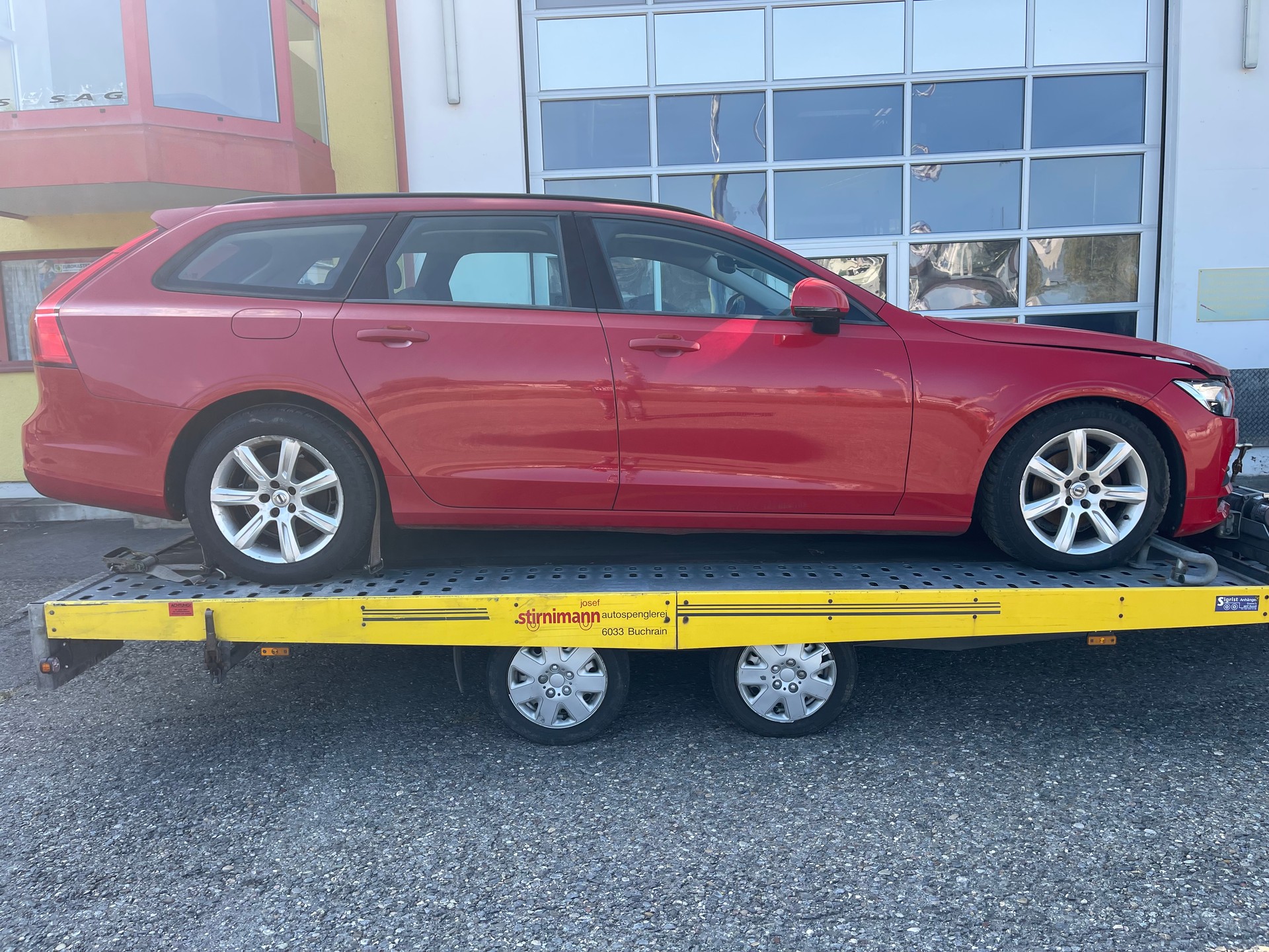 VOLVO V90 D3 Kinetic Geartronic-image-2