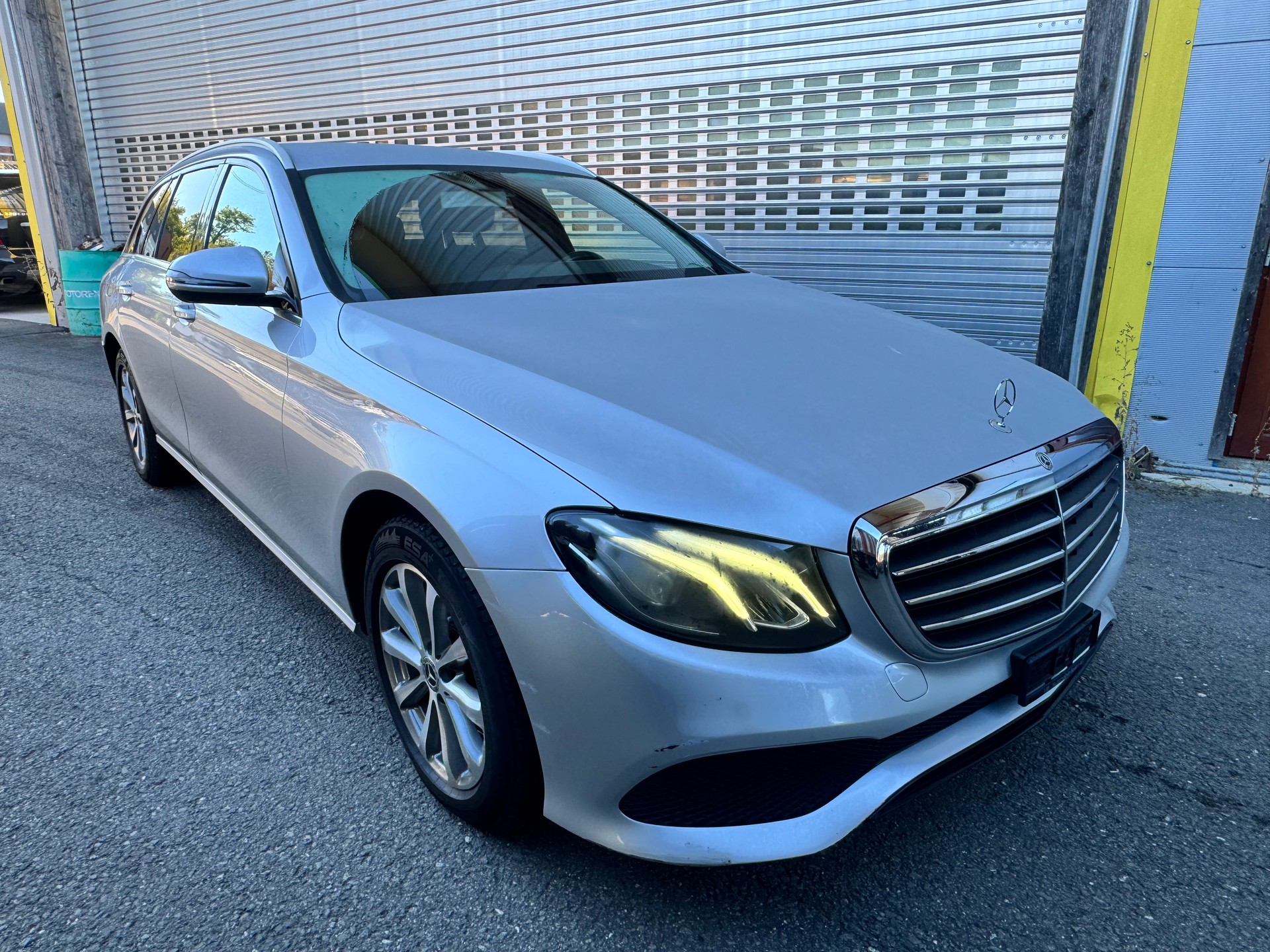 MERCEDES-BENZ E 220 d Avantgarde 4Matic 9G-Tronic