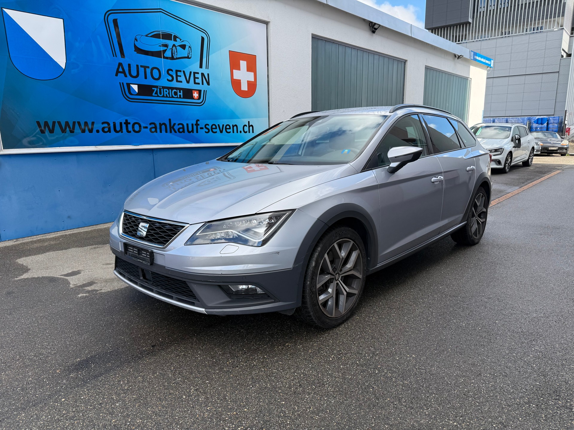 SEAT Leon ST 2.0 TSI FR DSG-image-0