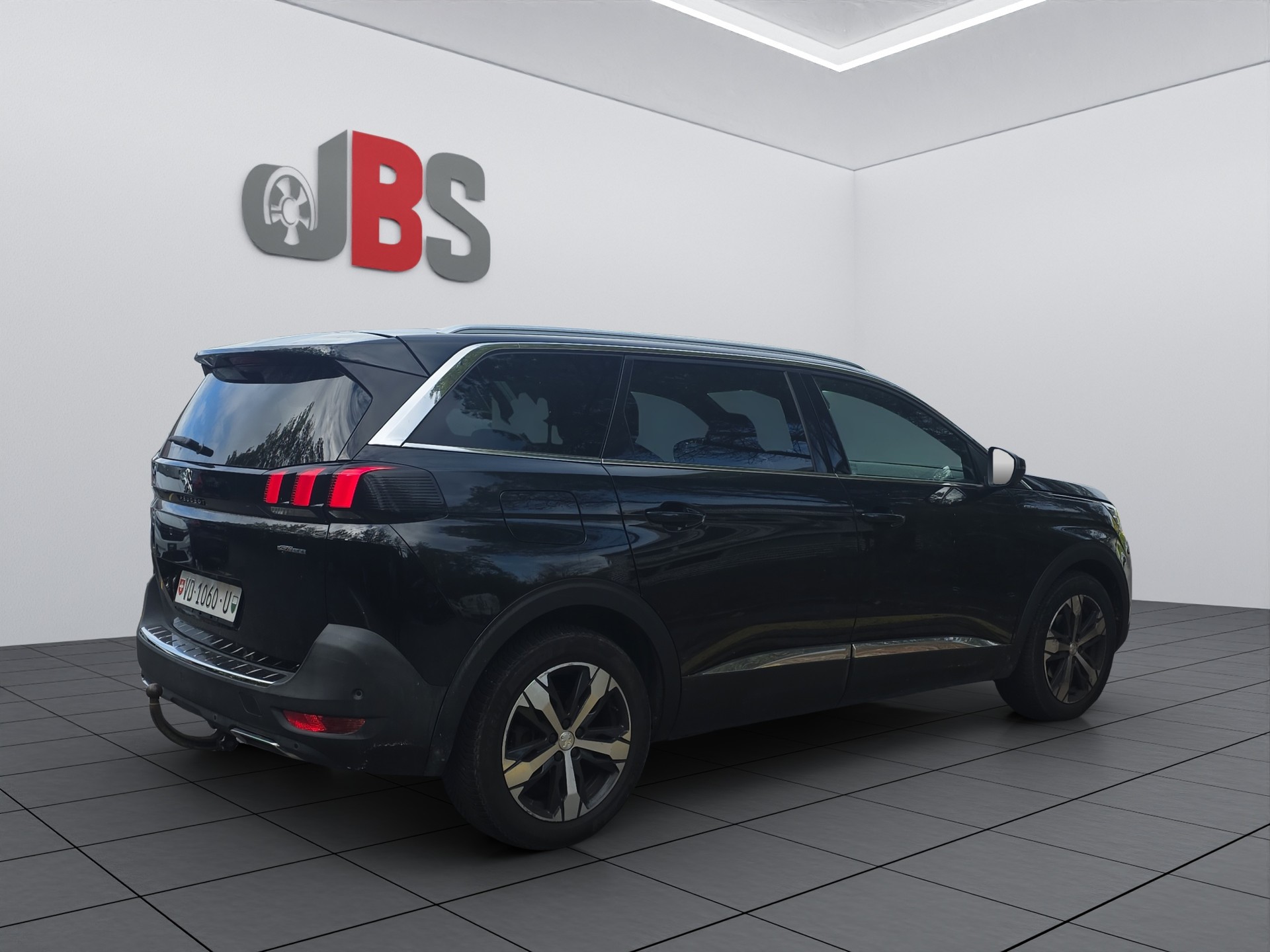 PEUGEOT 5008 1.6 BlueHDi GT Line ETA-showroom-element-3