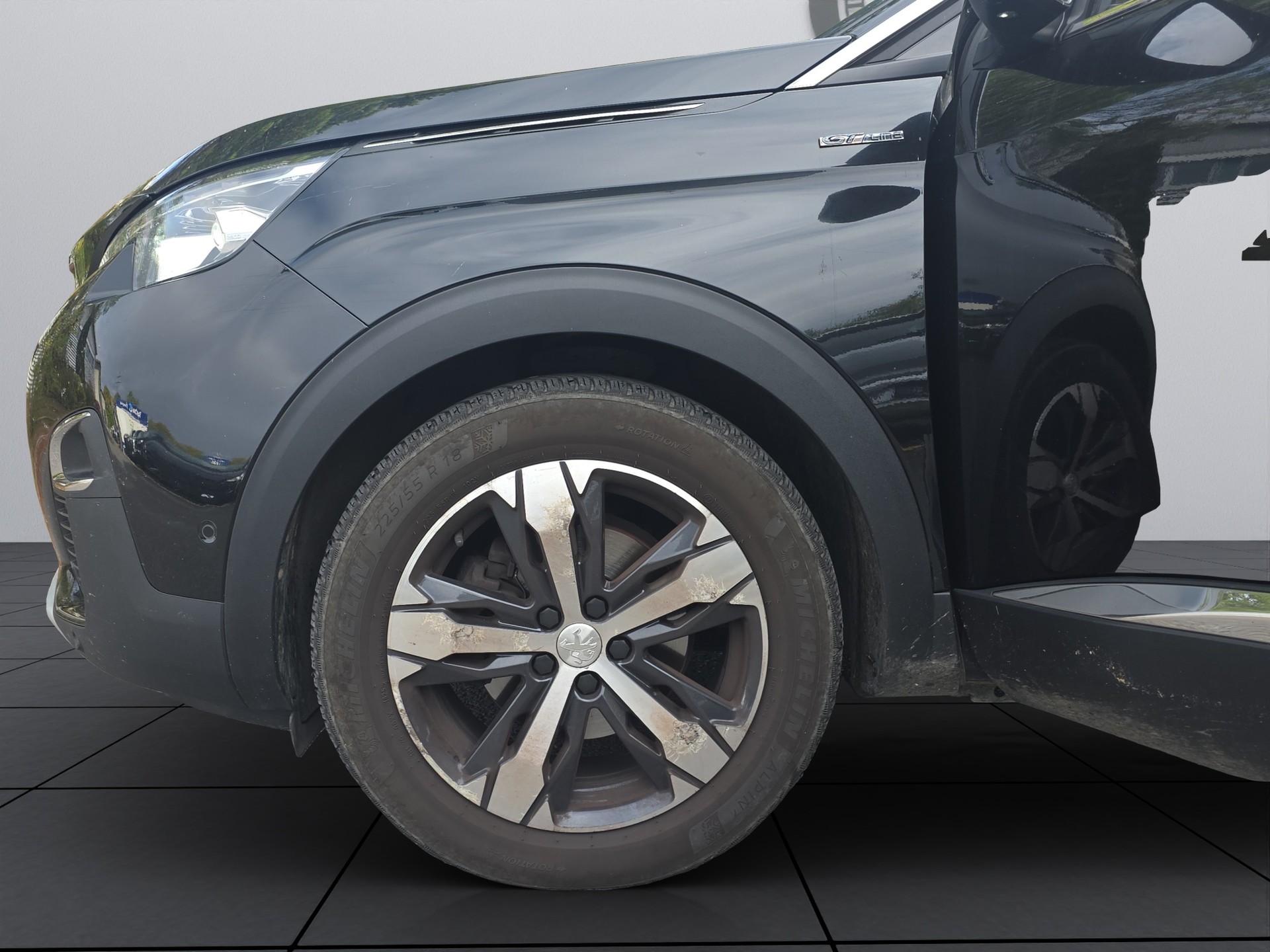 PEUGEOT 5008 1.6 BlueHDi GT Line ETA-image-17