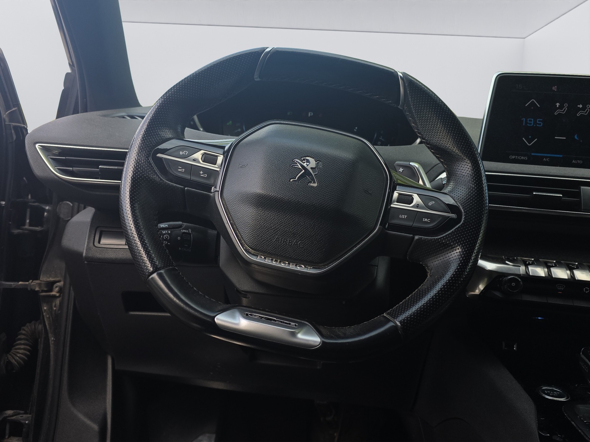 PEUGEOT 5008 1.6 BlueHDi GT Line ETA-image-9