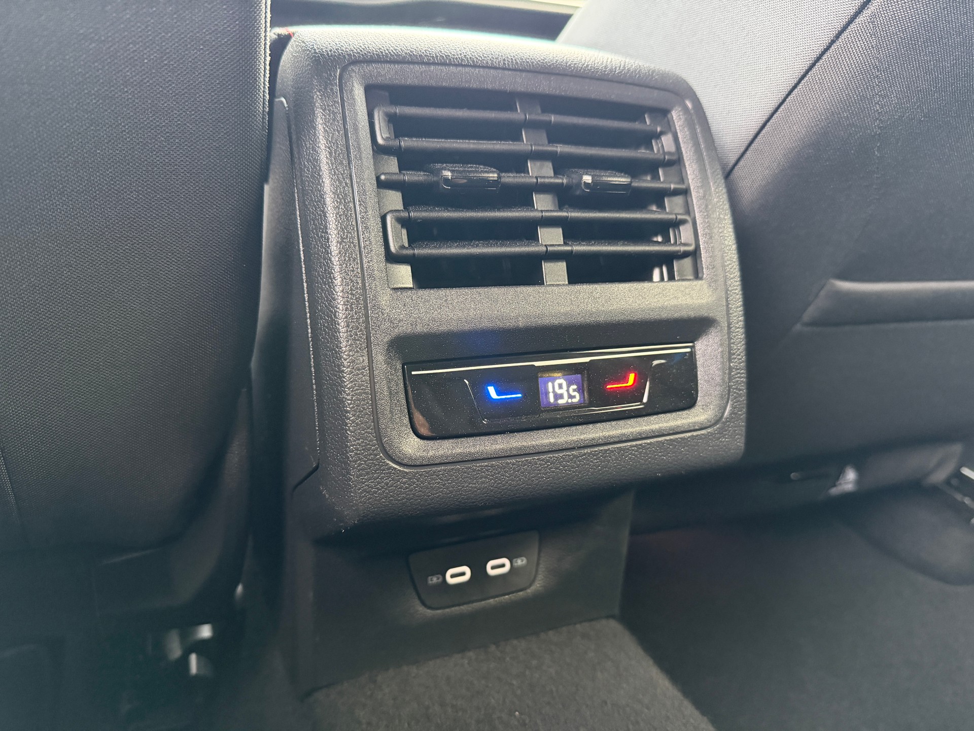 VW Golf 2.0 TSI GTI DSG-image-19