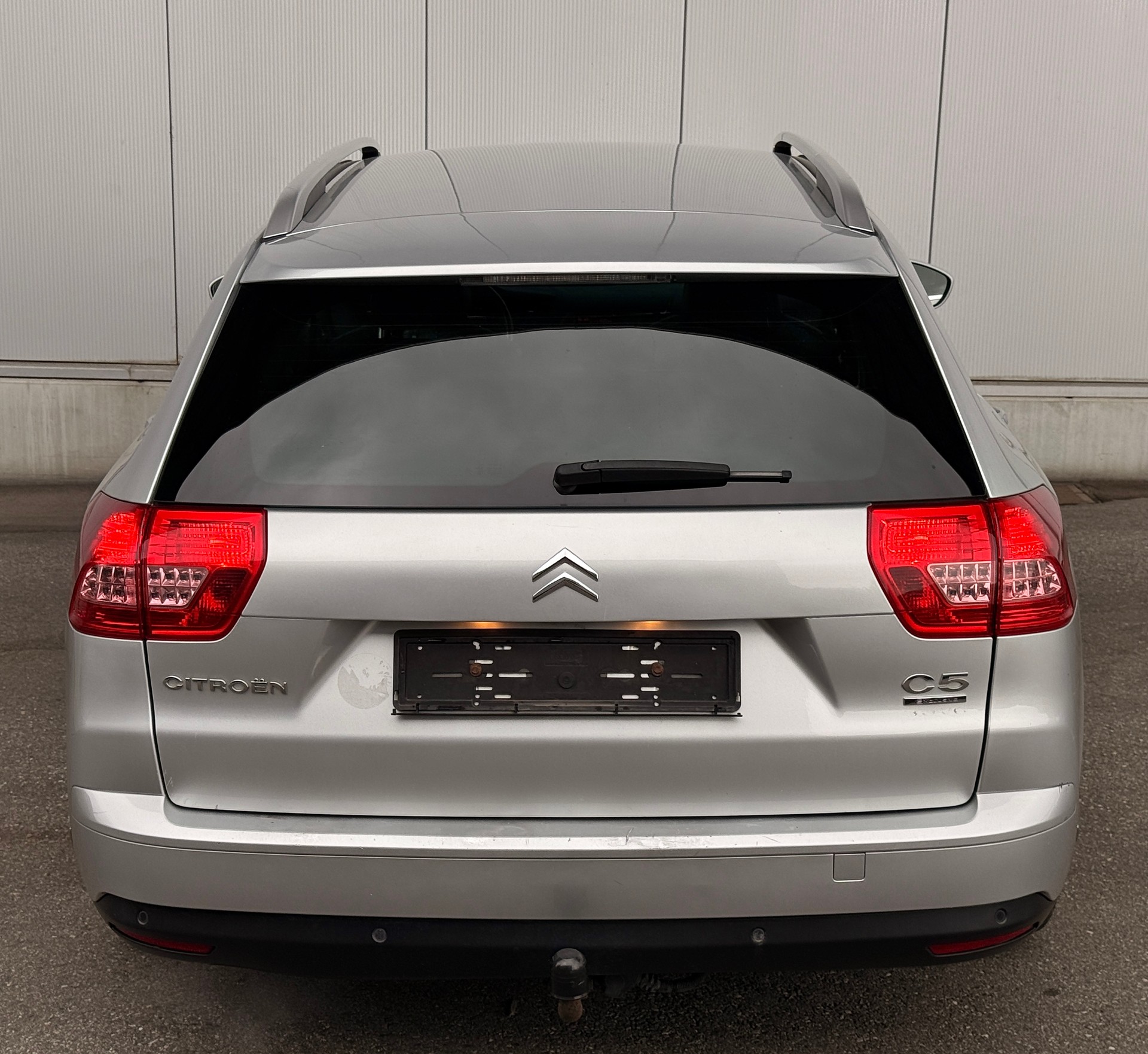 CITROEN C5 Tourer 2.7 HDi V6 Exclusive Automatic-image-6