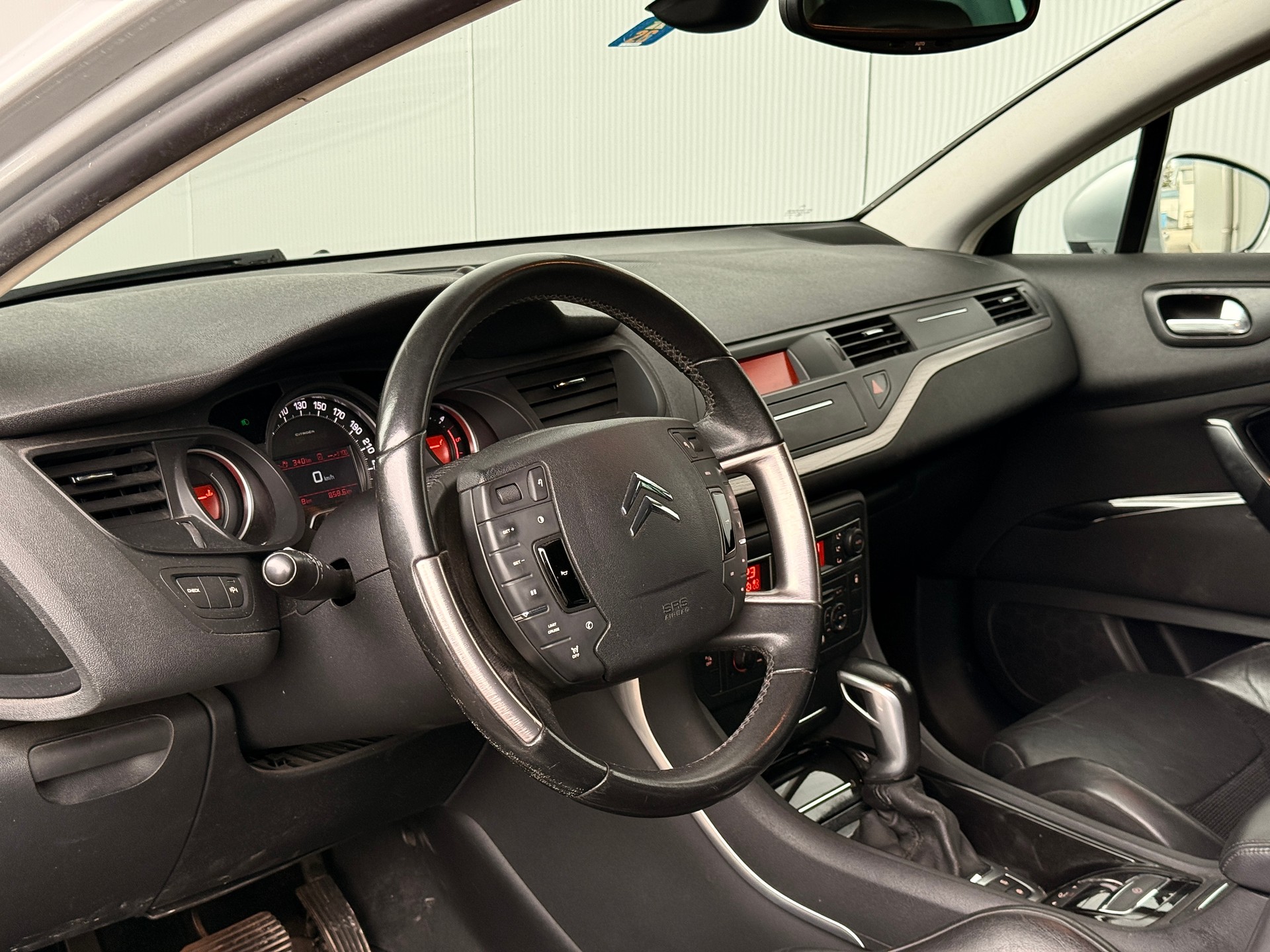 CITROEN C5 Tourer 2.7 HDi V6 Exclusive Automatic-image-7
