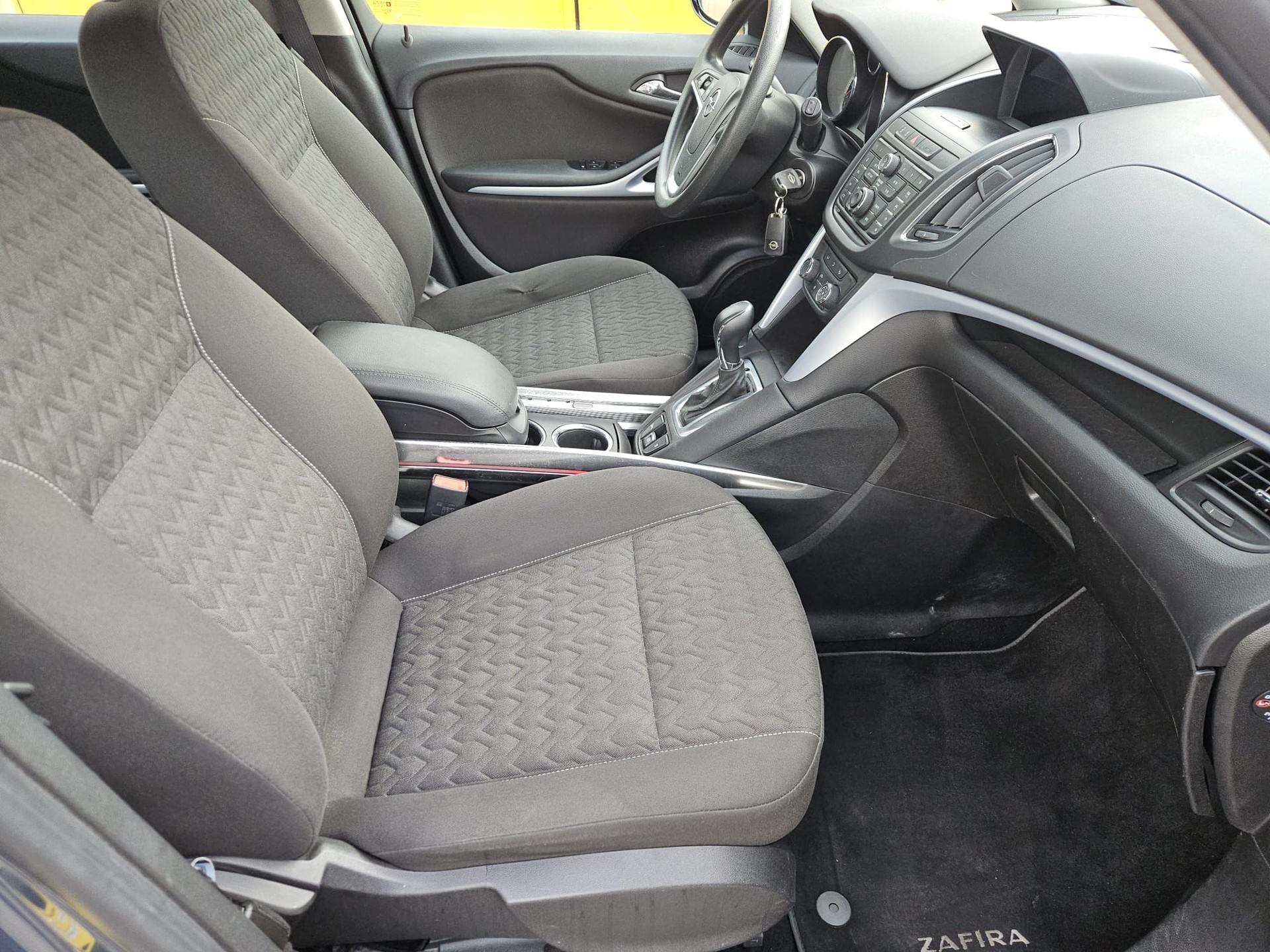 OPEL Zafira Tourer 1.6i 16V Turbo Active Ed. Aut.-image-6