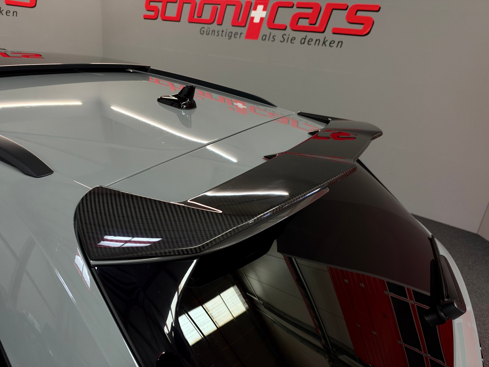 AUDI RS4 Avant quattro tiptronic-image-13