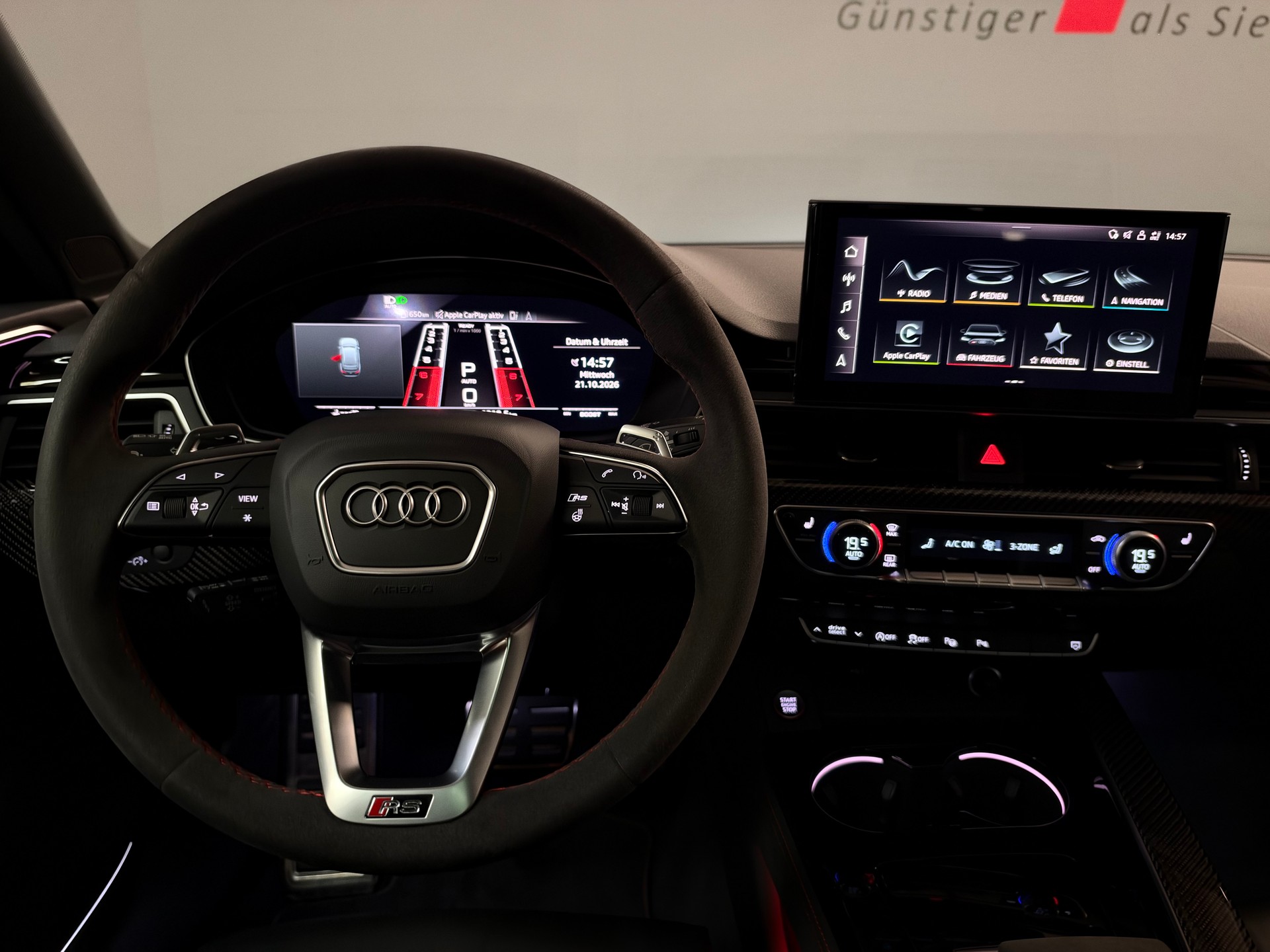 AUDI RS4 Avant quattro tiptronic-image-23