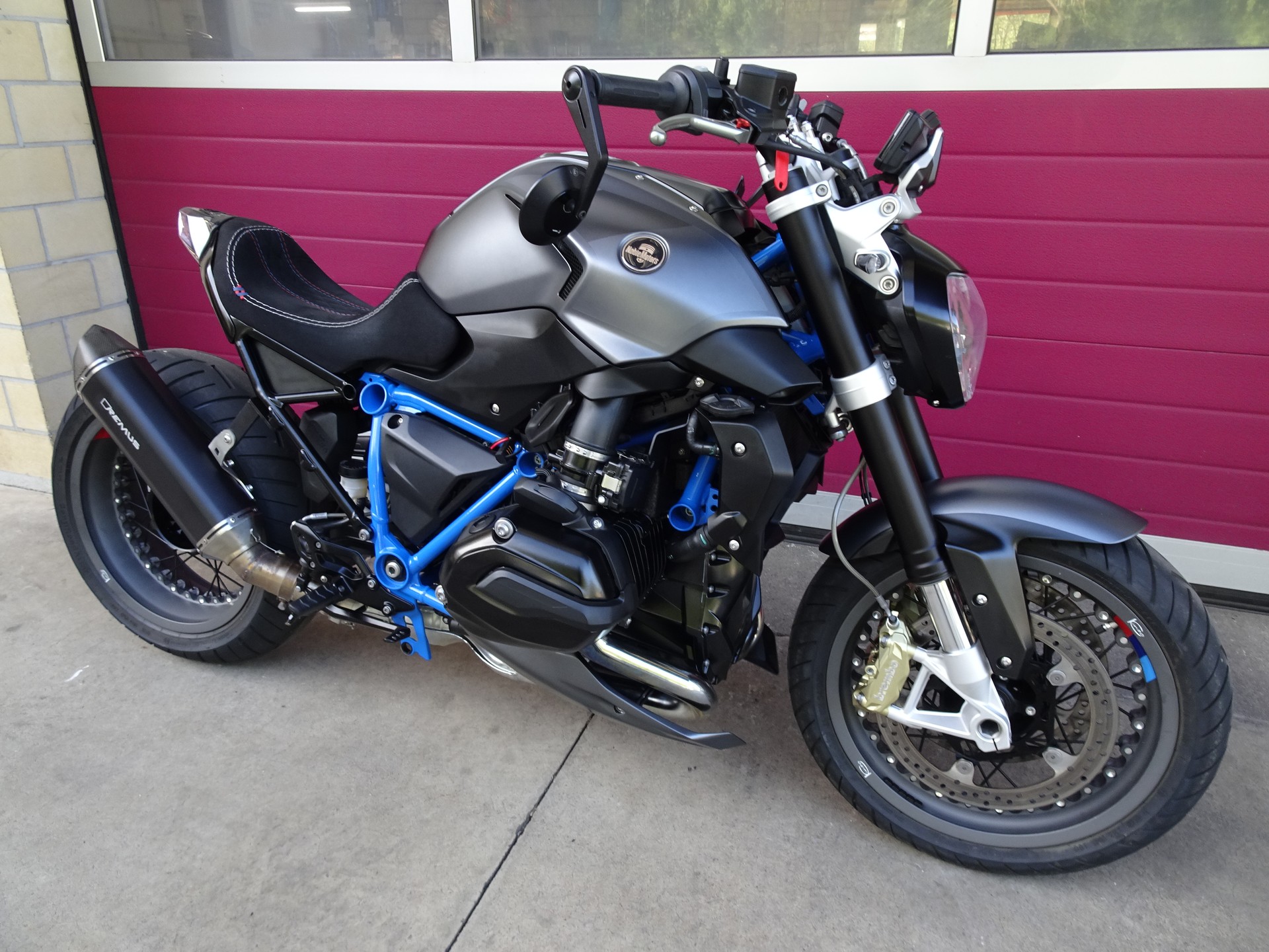 BMW R 1200 R ABS-showroom-element-2