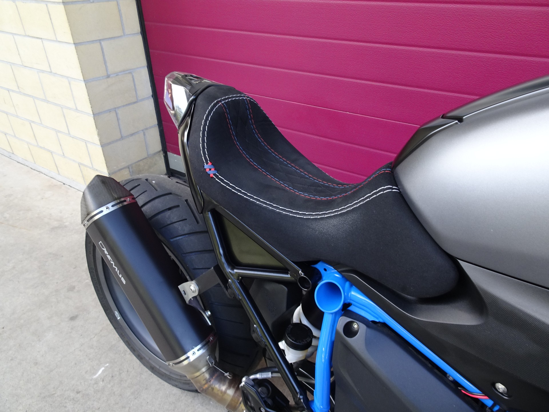 BMW R 1200 R ABS-image-6
