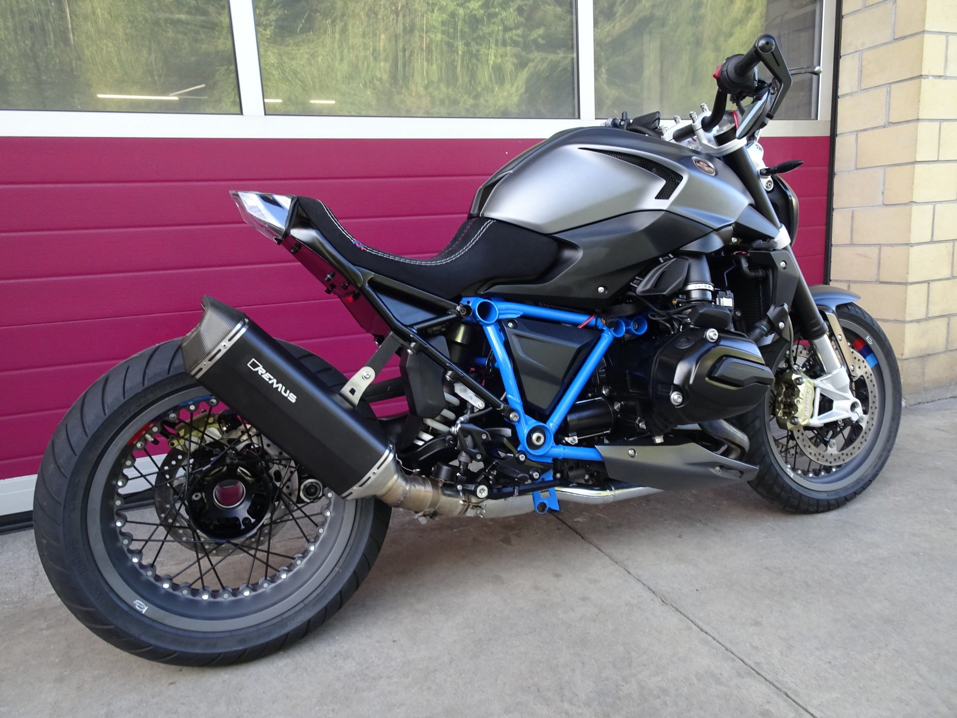BMW R 1200 R ABS-image-8