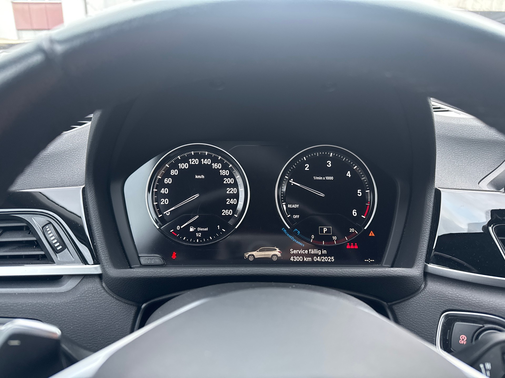 BMW X1 sDrive 18d xLine Steptronic-image-11