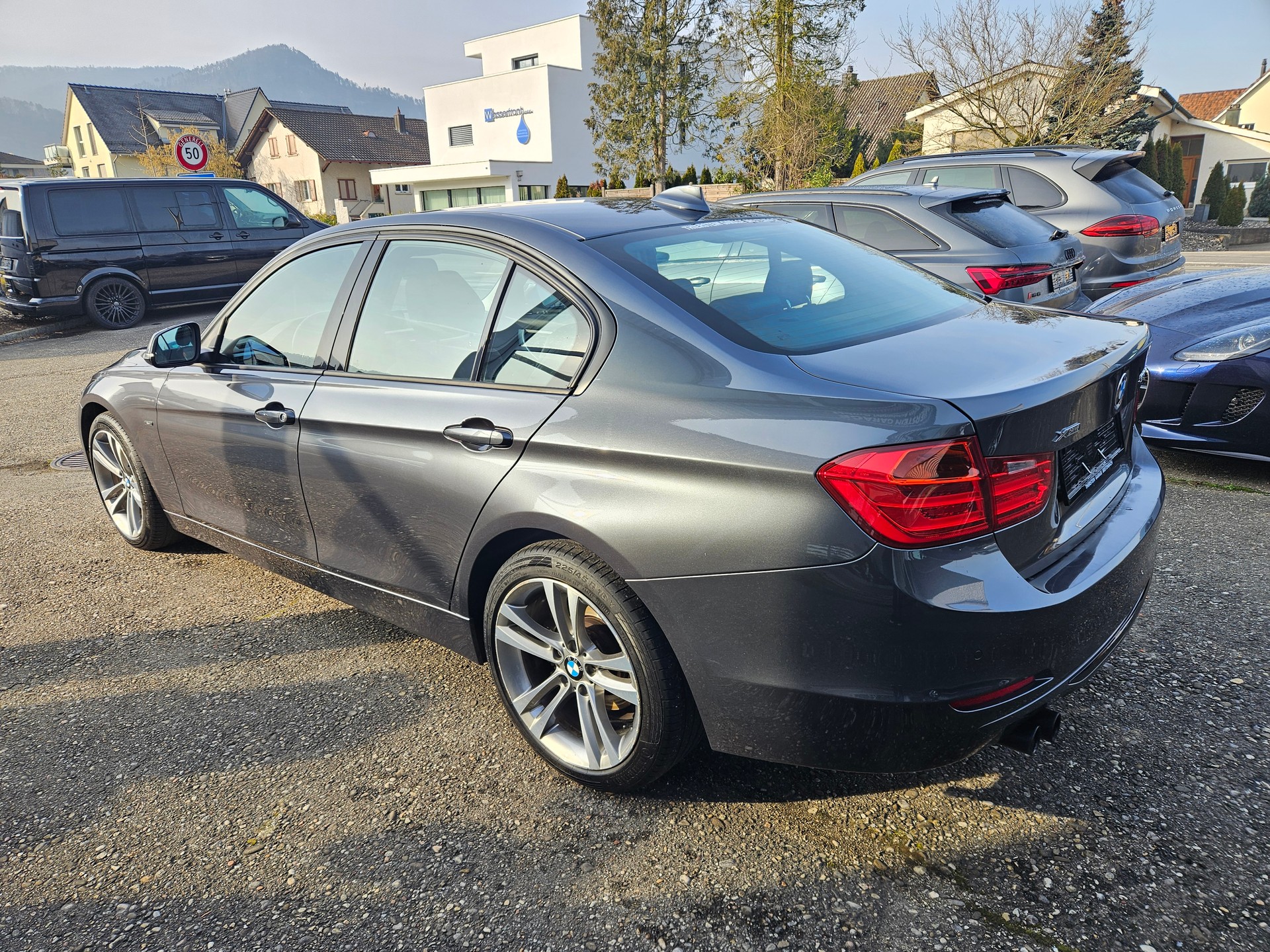BMW 328i xDrive Sport Line Steptronic-image-3