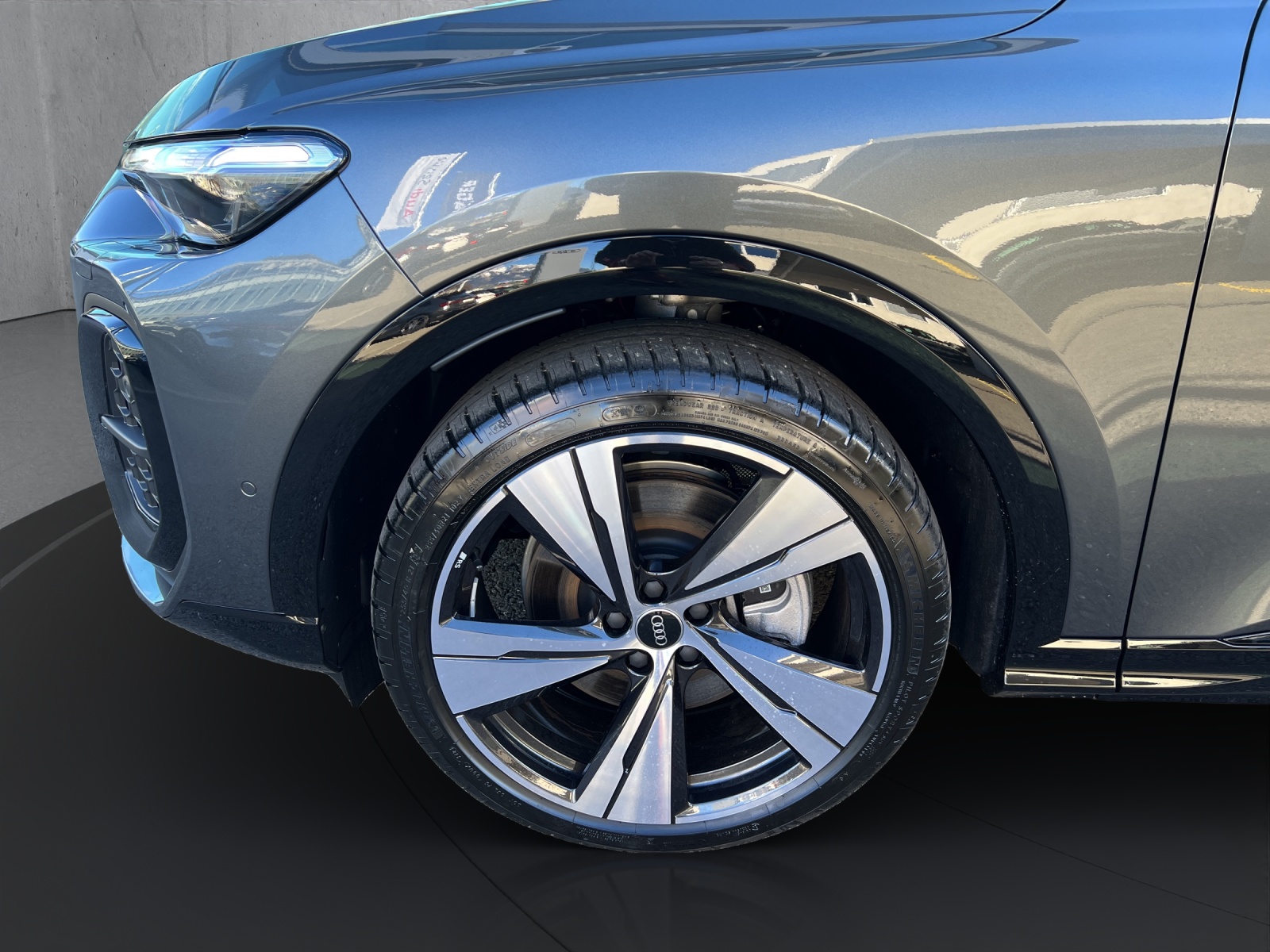 AUDI Q5 TDI quattro 150 kW S-tronic-image-15