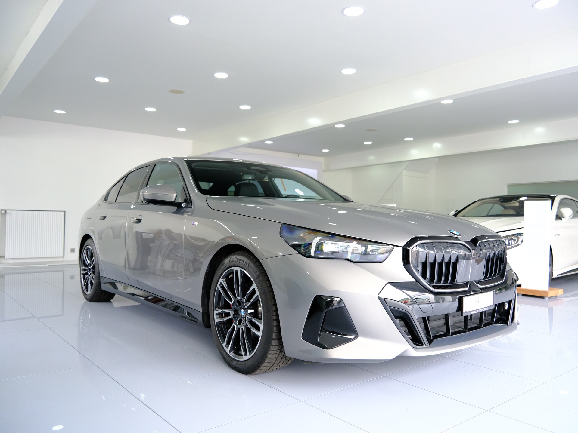 BMW 520d 48V M Sport Pro Steptronic-showroom-element-2