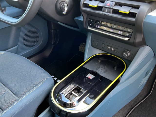 FIAT Grande Panda La Prima-image-10